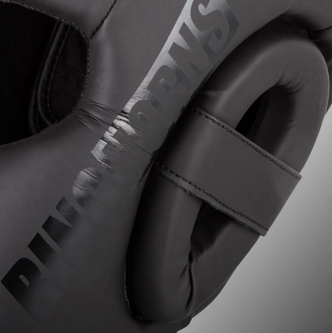 Ringhorns Charger by Venum Headgear - Black/Black, детайл