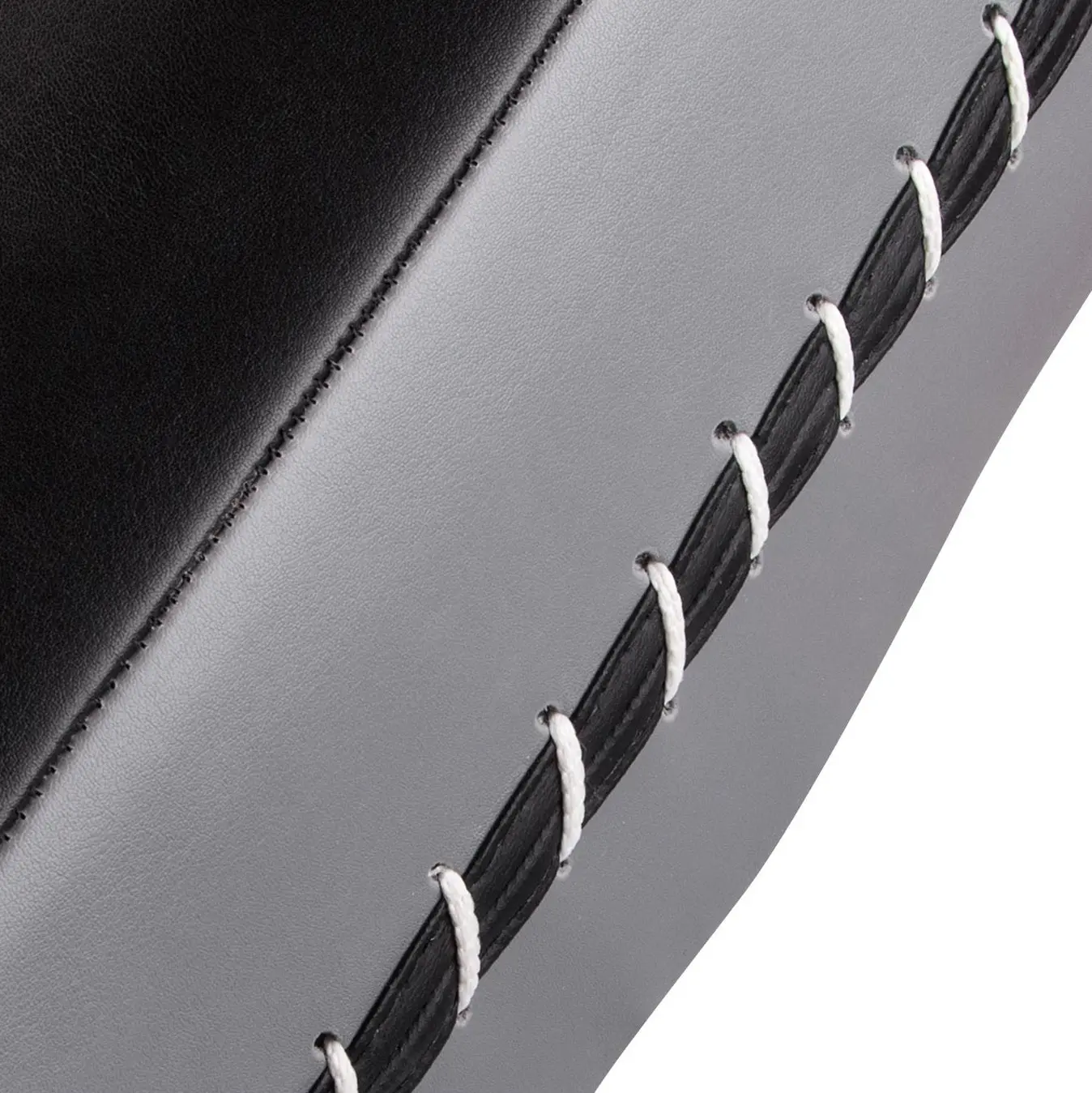 Ringhorns Charger by Venum Strike Shield - Black, детайл на шева