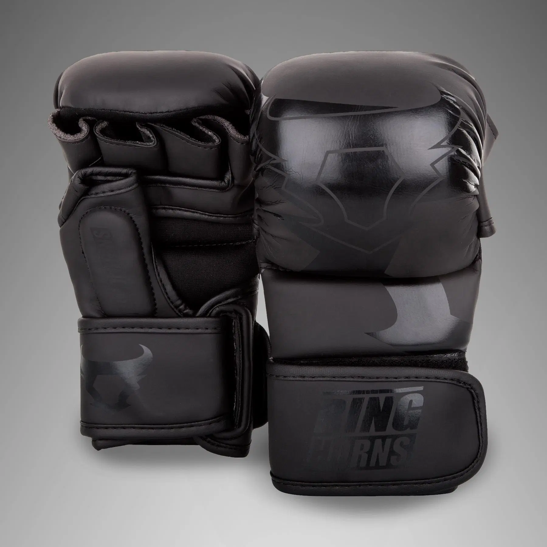 Ringhorns Charger by Venum Sparring Gloves - Black/Black