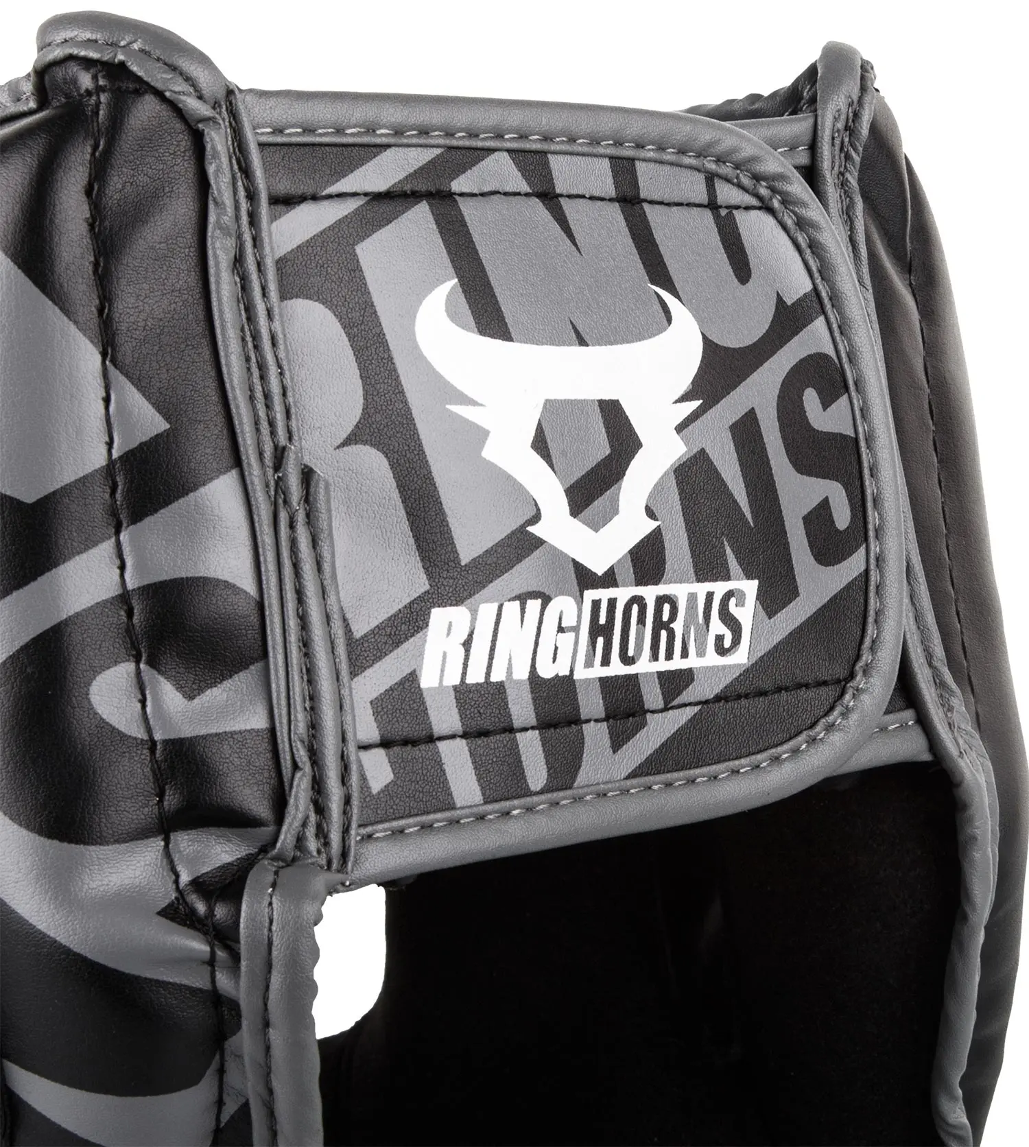 Ringhorns Nitro Headgear-Black детайл на логото