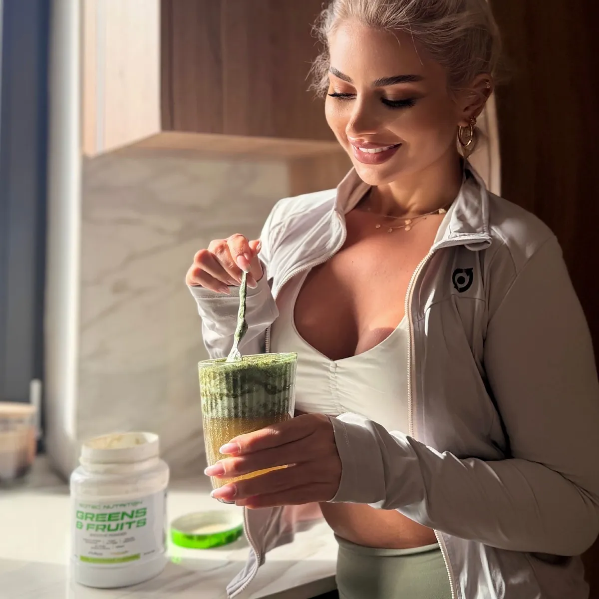 Илюстрация на плодове и зеленчуци, свързани с Greens & Fruits