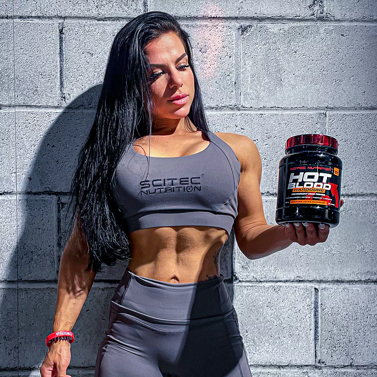 Смесен Scitec Nutrition Hot Blood Hardcore в шейкър
