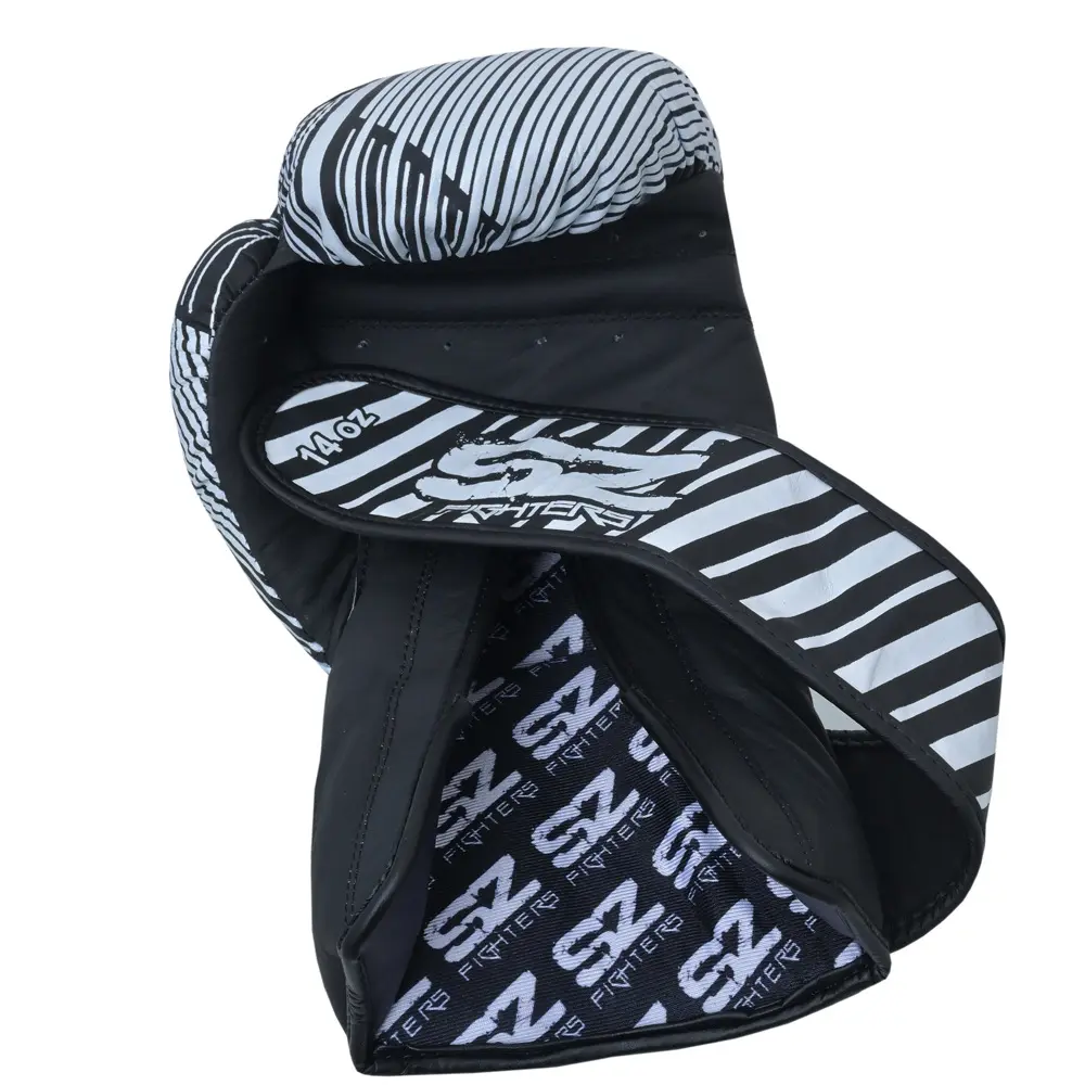 SZ Fighters – Боксови ръкавици естествена кожа – Plasma 2.0 Black – White, вътрешен изглед