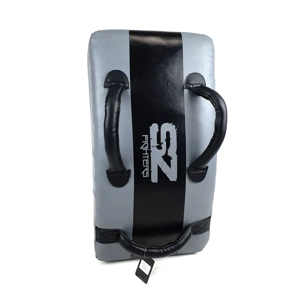 SZ Fighters – Kick Shield 65*36*13 cm заден изглед с етикет