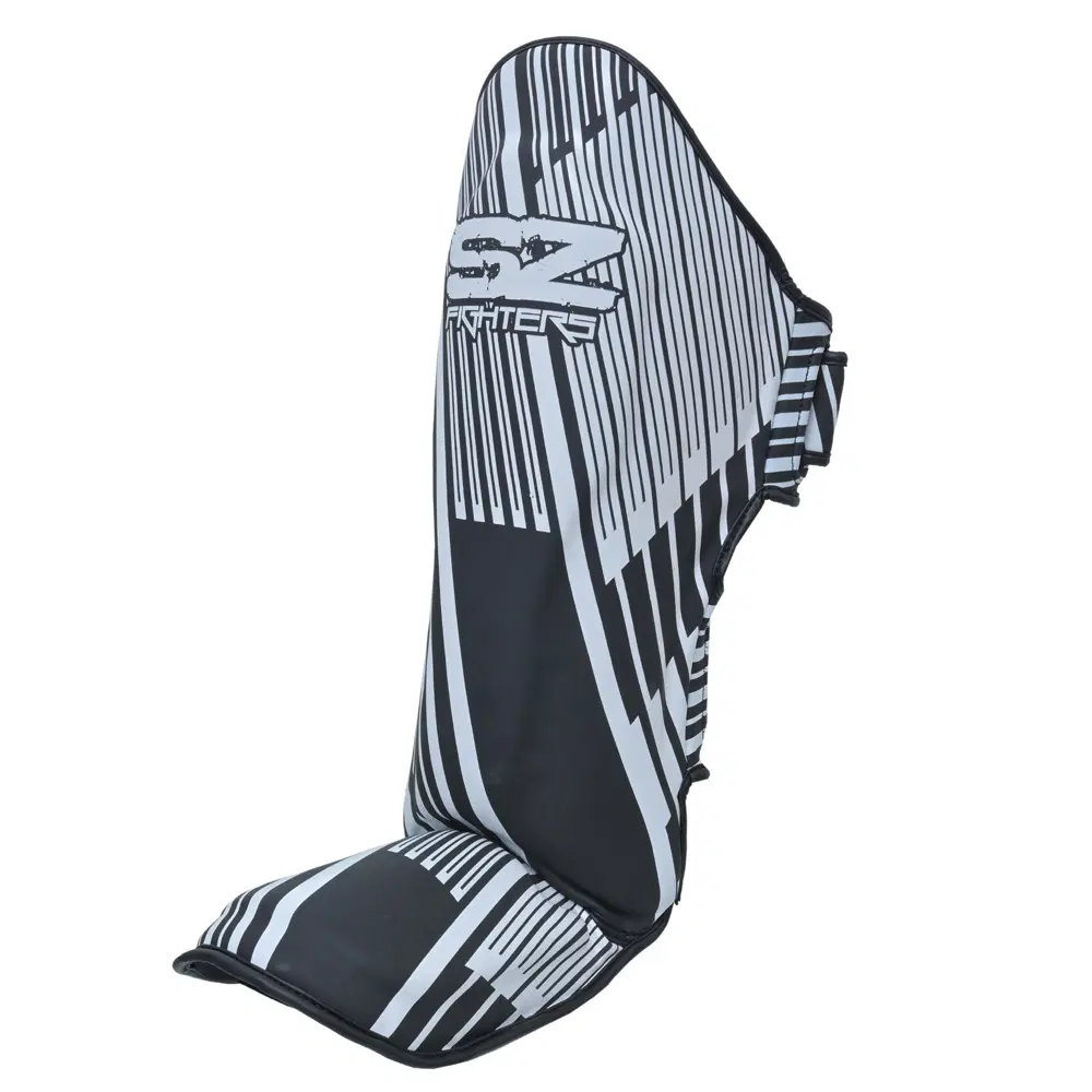 SZ Fighters – Тай Протектори за Крака Plasma 2.0 Black-White преден изглед
