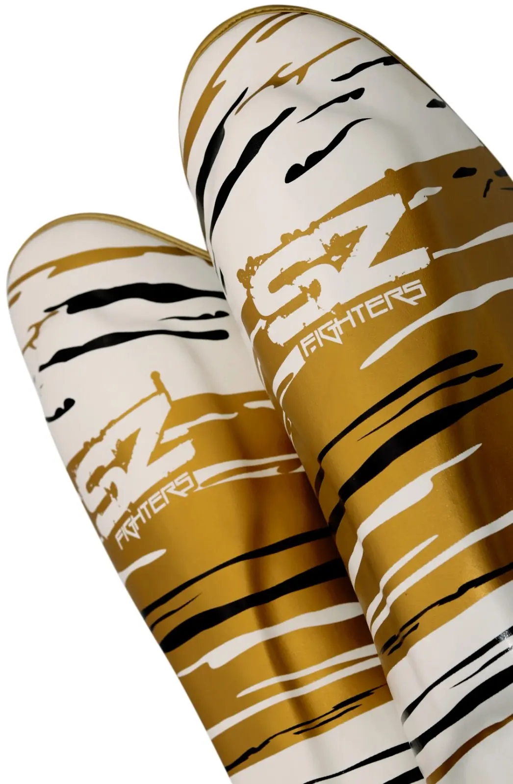SZ Fighters – Тай Протектори за Крака Madness – Gold, детайл на логото