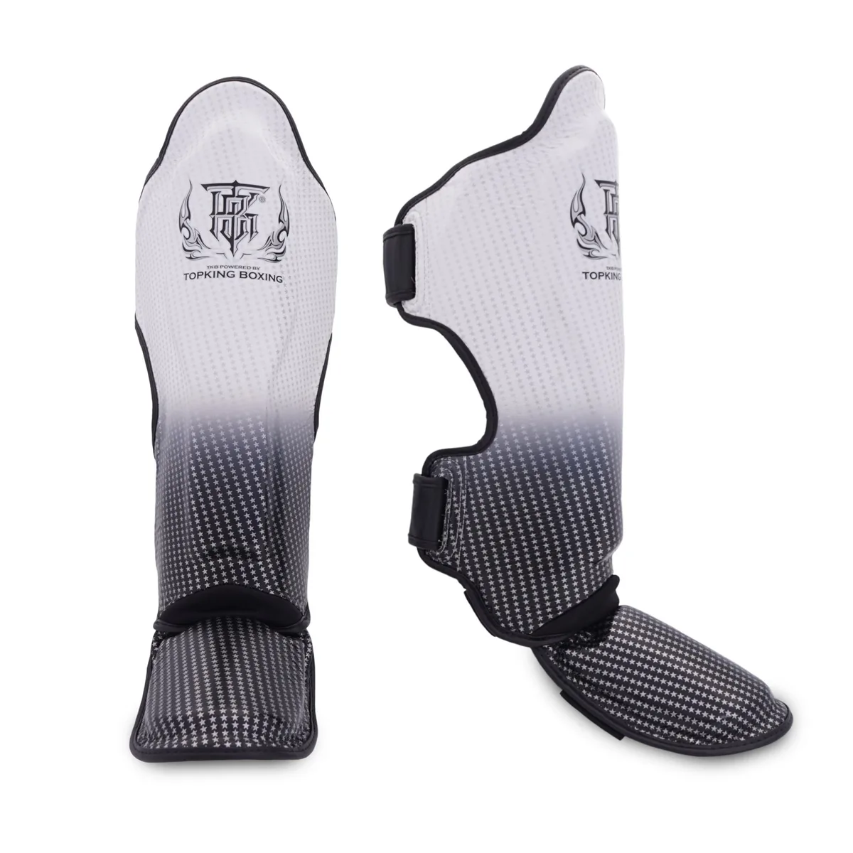 Протектори за крака TOPKING SHIN GUARDS SILVER SUPER STAR в сребрист цвят, показващи детайли на дизайна и защитата.