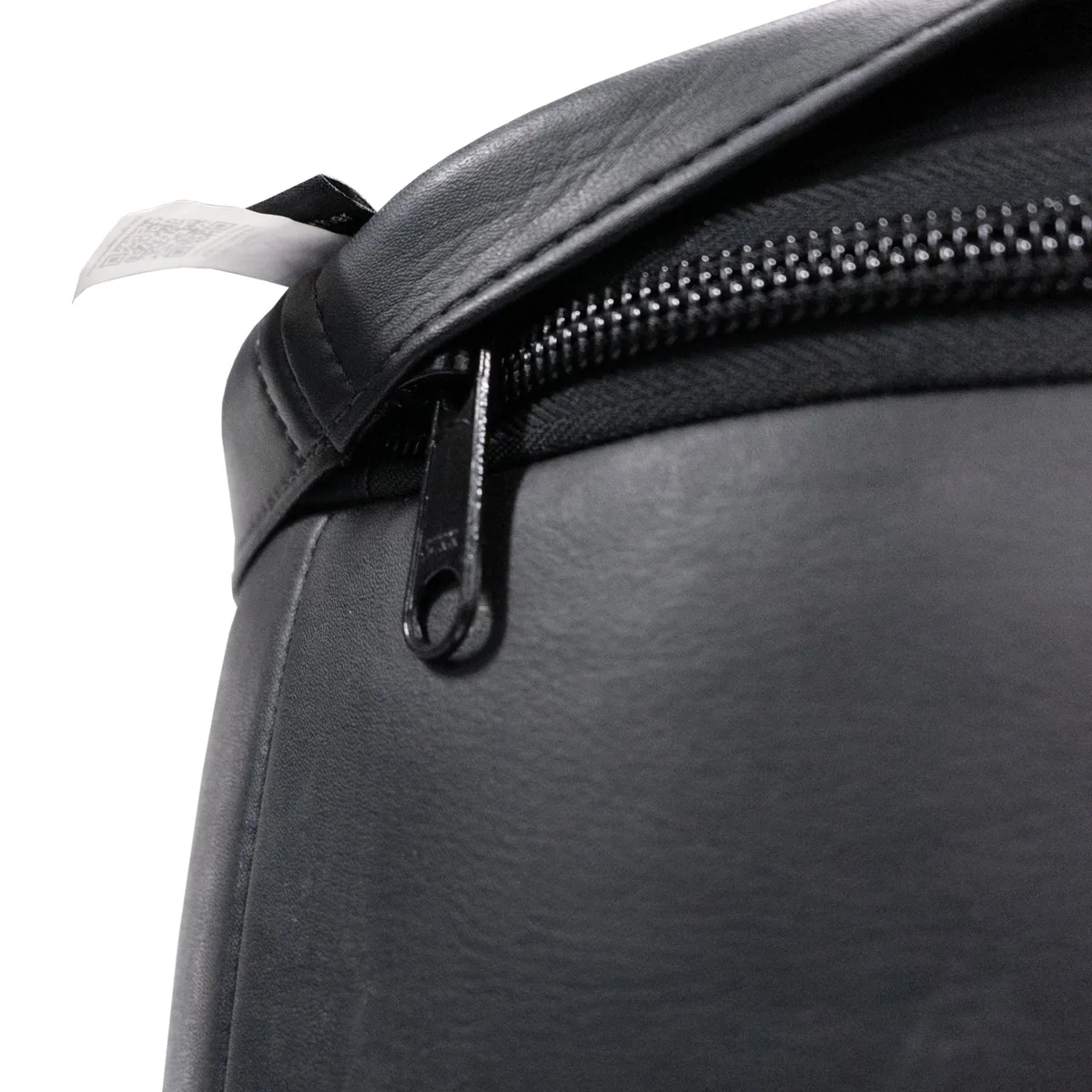 Цялостен изглед на стоящ боксов чувал TOPKING STAND BAG "SYNTHETIC LEATHER", готов за тренировка.