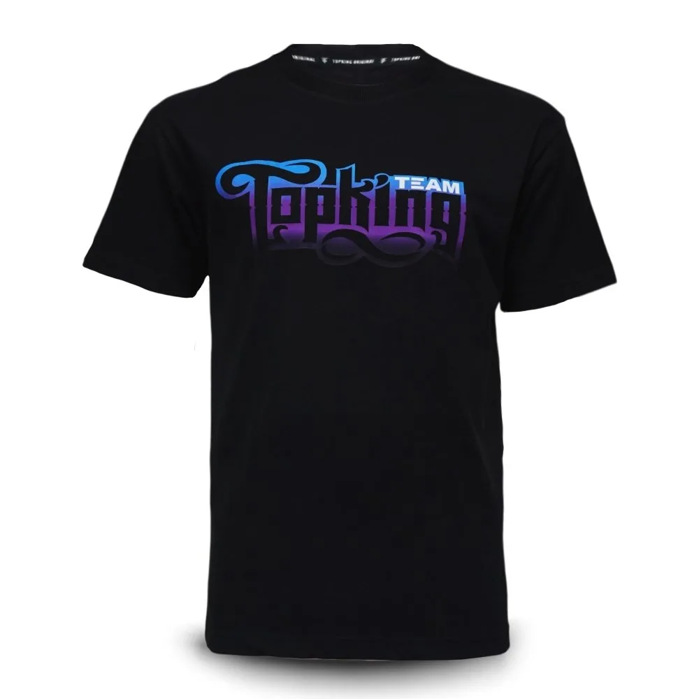 Черна тениска TOPKING T-SHIRT BLACK 035, показана отпред, с ясно видими лога на марката Top King.
