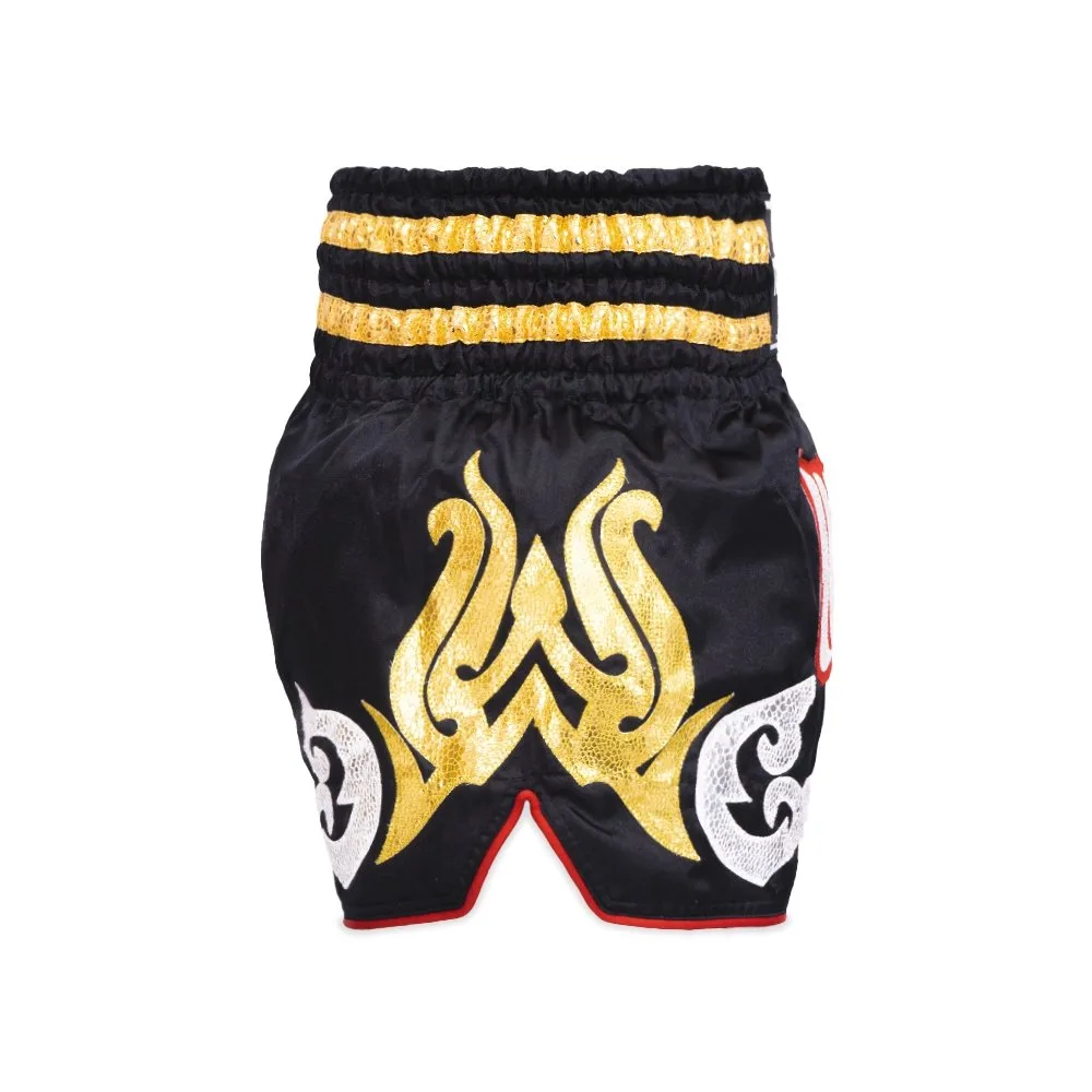 Страничен изглед на TOPKING THAI BOXING SHORTS 056, подчертаващ кройката за свобода на движение.