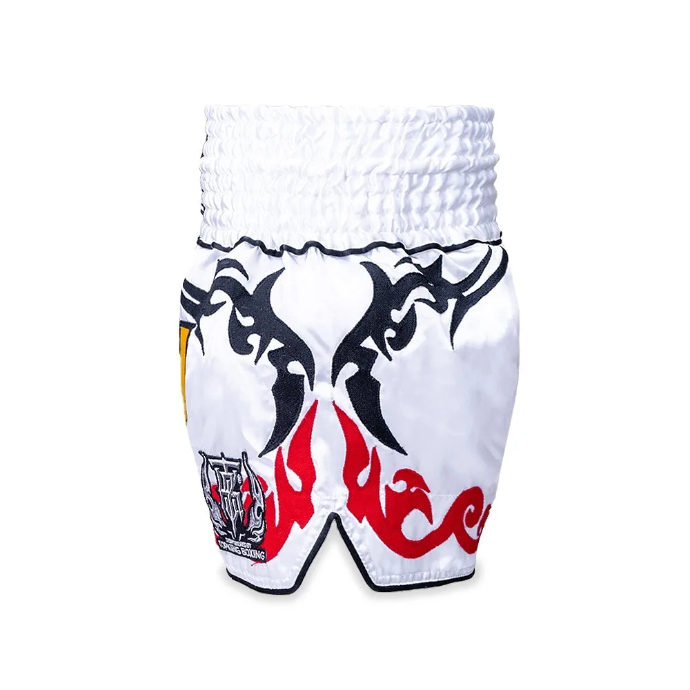 Страничен изглед на шорти Top King Thai Boxing Shorts 083, подчертаващ кройката и цепките за движение