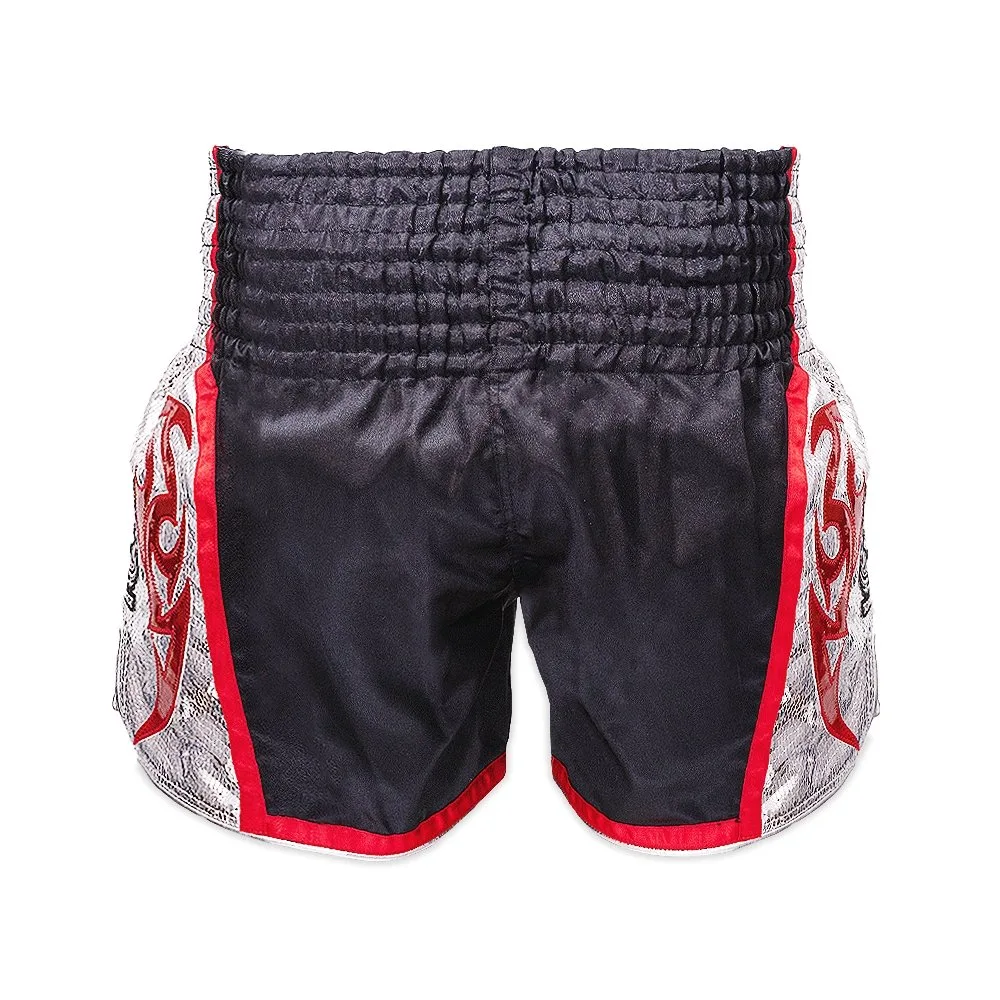 TOPKING THAI BOXING SHORTS 122 – изглед отзад, подчертаващ дизайна