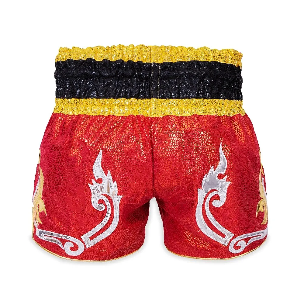 Изглед отзад на шорти Top King Thai Boxing Shorts 128, демонстриращ цялостната кройка и завършек.