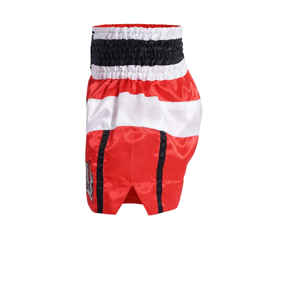 Страничен изглед на шортите Top King Thai Boxing Shorts 240, демонстриращ свободната кройка и дължината.