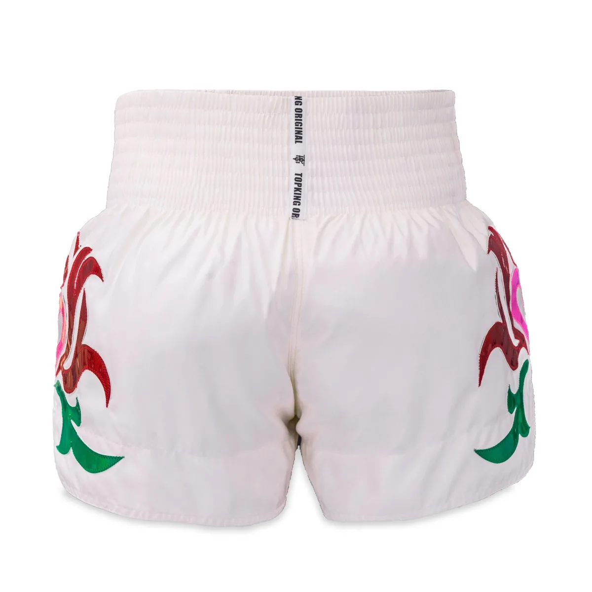 Близък план на материята и шевовете на шорти TOPKING THAI BOXING SHORTS 272