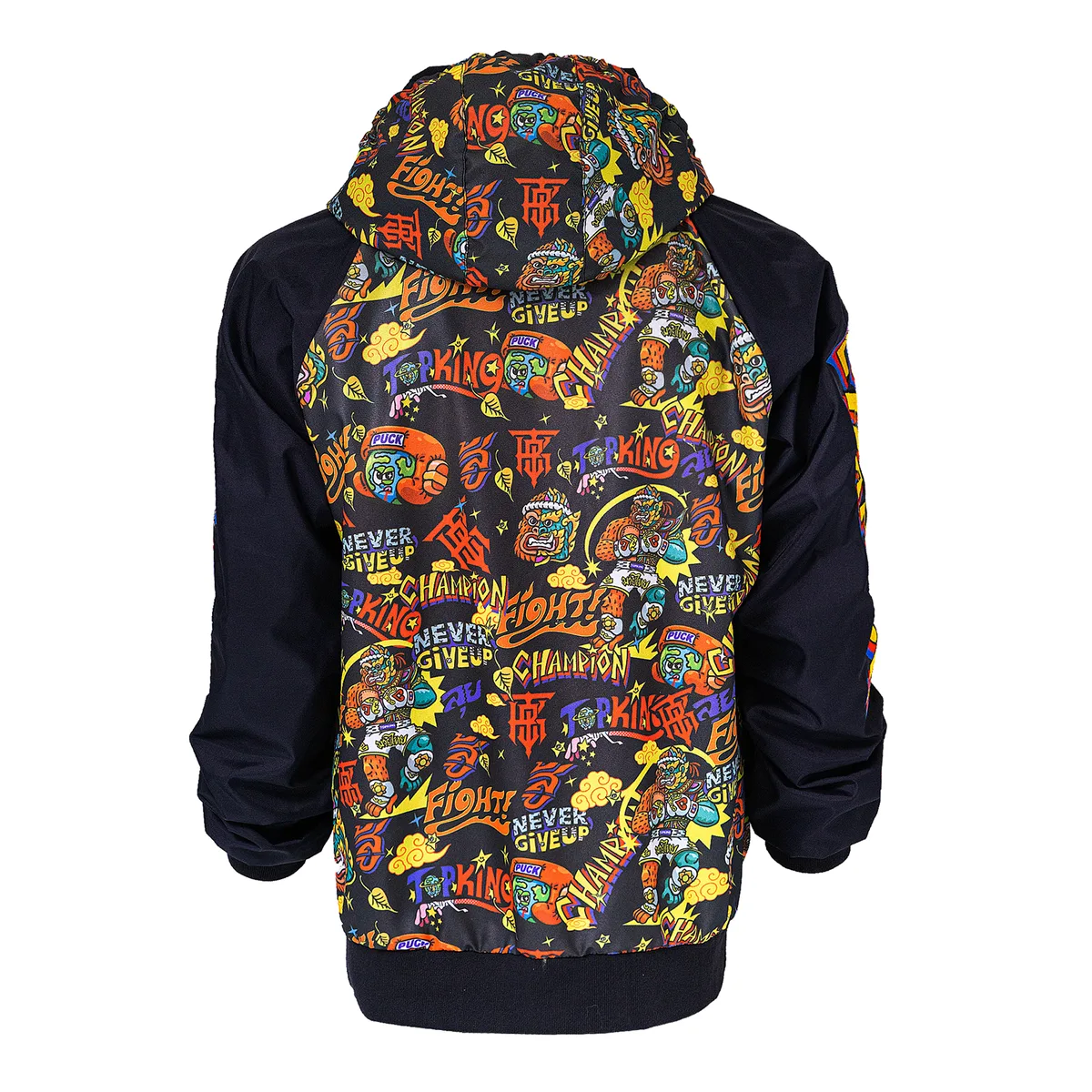 Детайлна снимка на предната част на суитшърта TOPKING X PUCK JACKETS, показваща логото на марката.