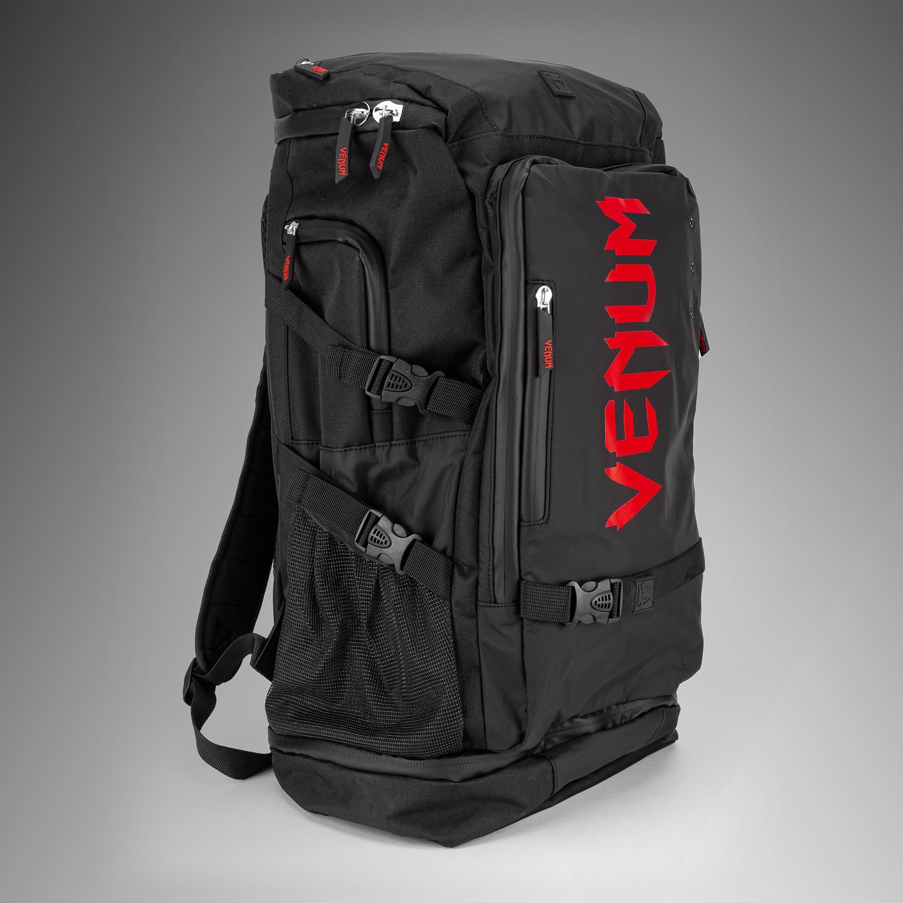 Venum Challenger Xtrem Evo Раница (50-63L) - Black/Red