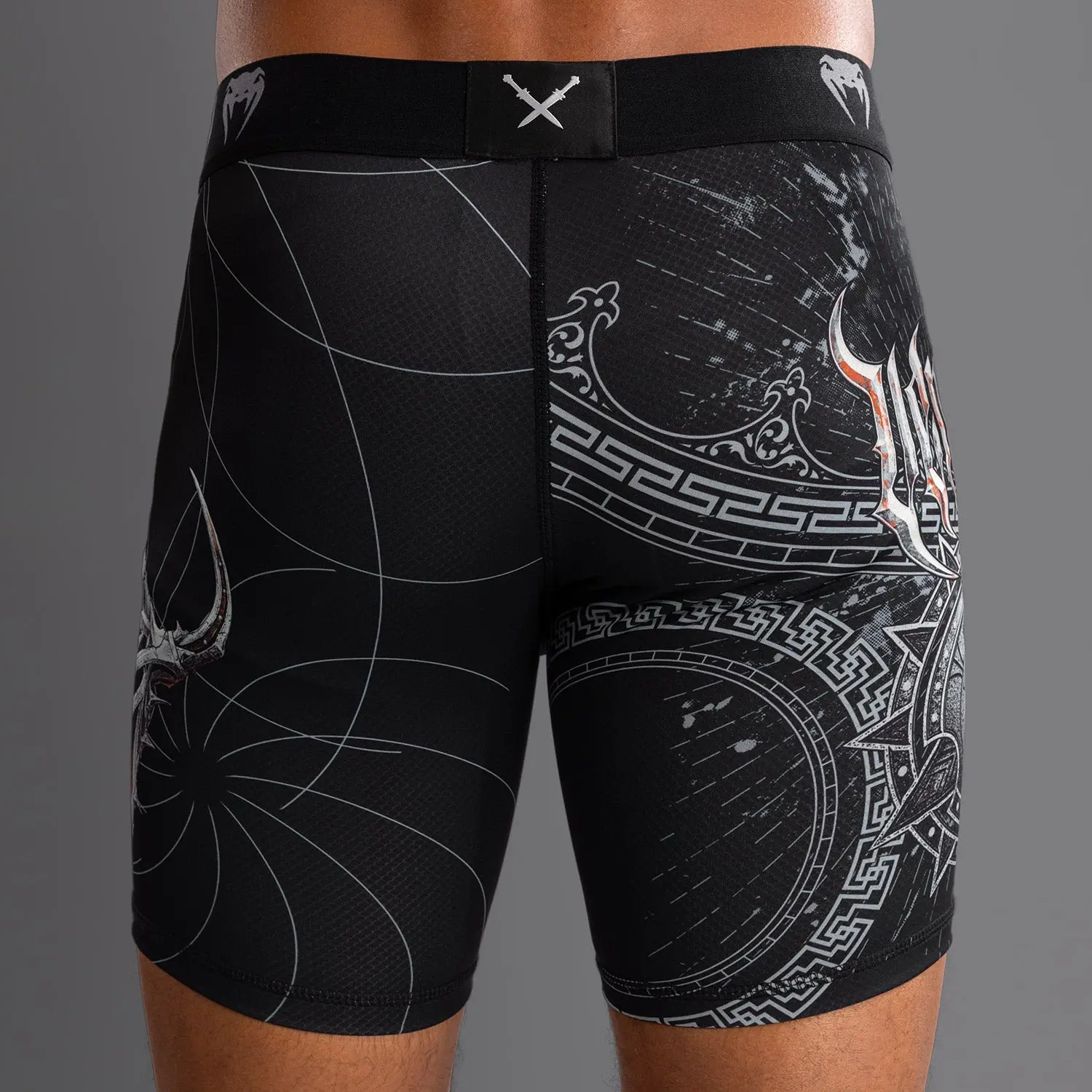 Venum Къс клин Gladiator 5.0 Men's Vale Tudo Shorts - Black/Silver, заден изглед