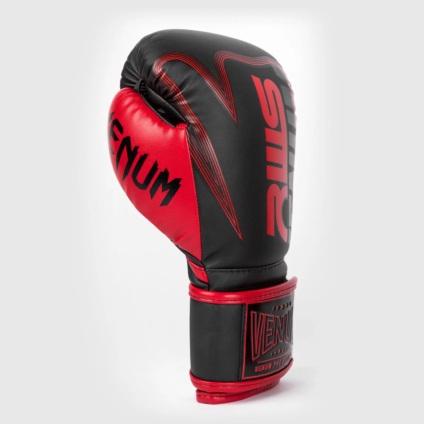 RWS x Venum Boxing Gloves - Black, страничен изглед отляво