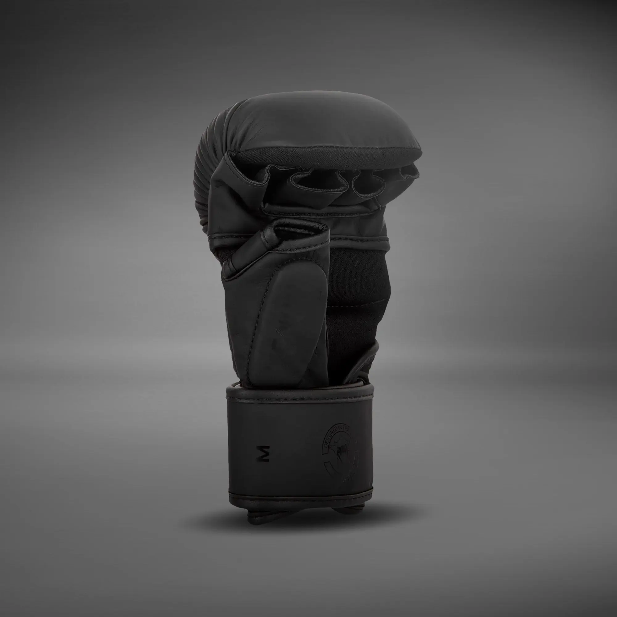 Снимка отстрани на ММА Ръкавици - Sparring Gloves Venum Challenger 3.0 - Black/Black