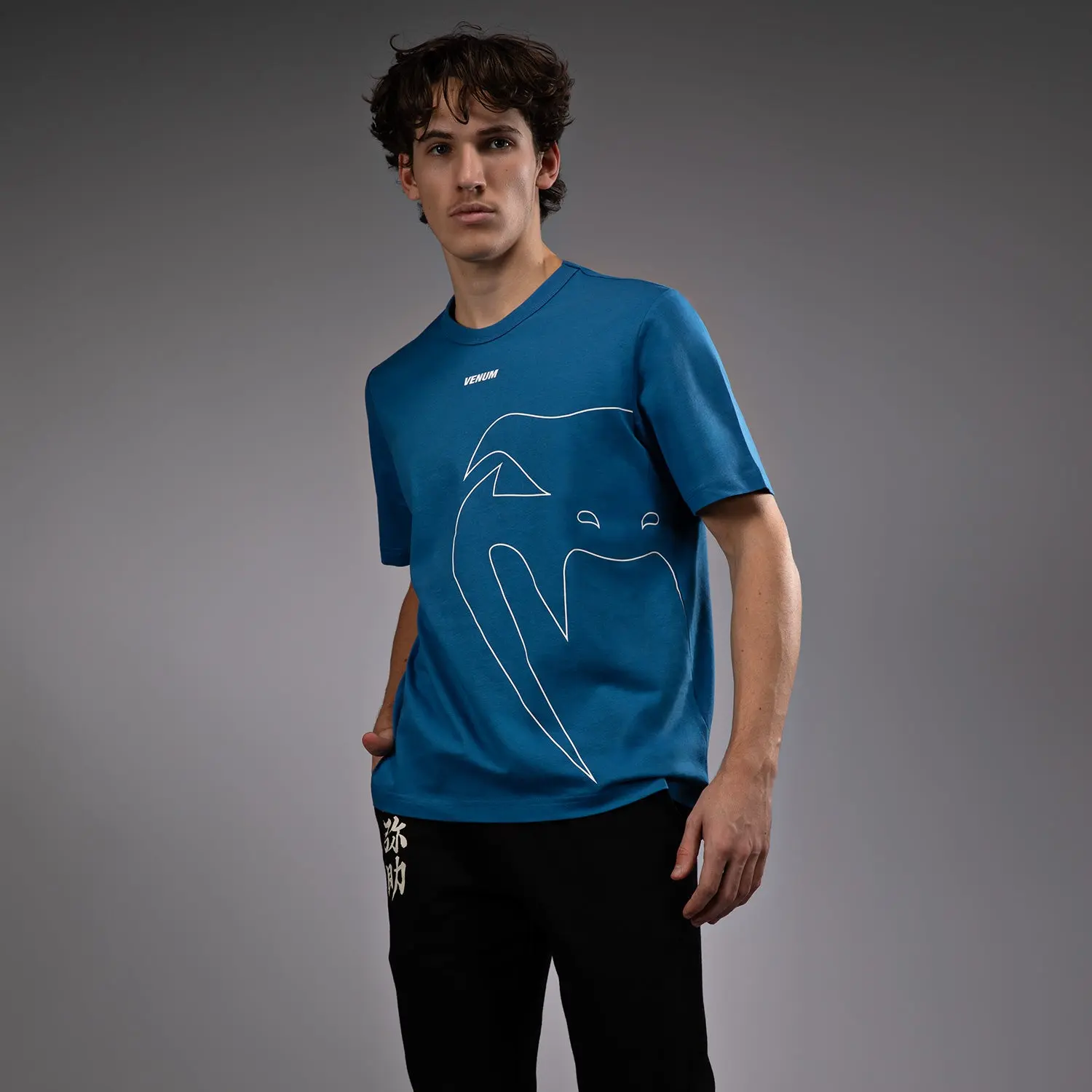Тениска - Venum Giant Connect T-Shirt - Misty Blue, ляв профил