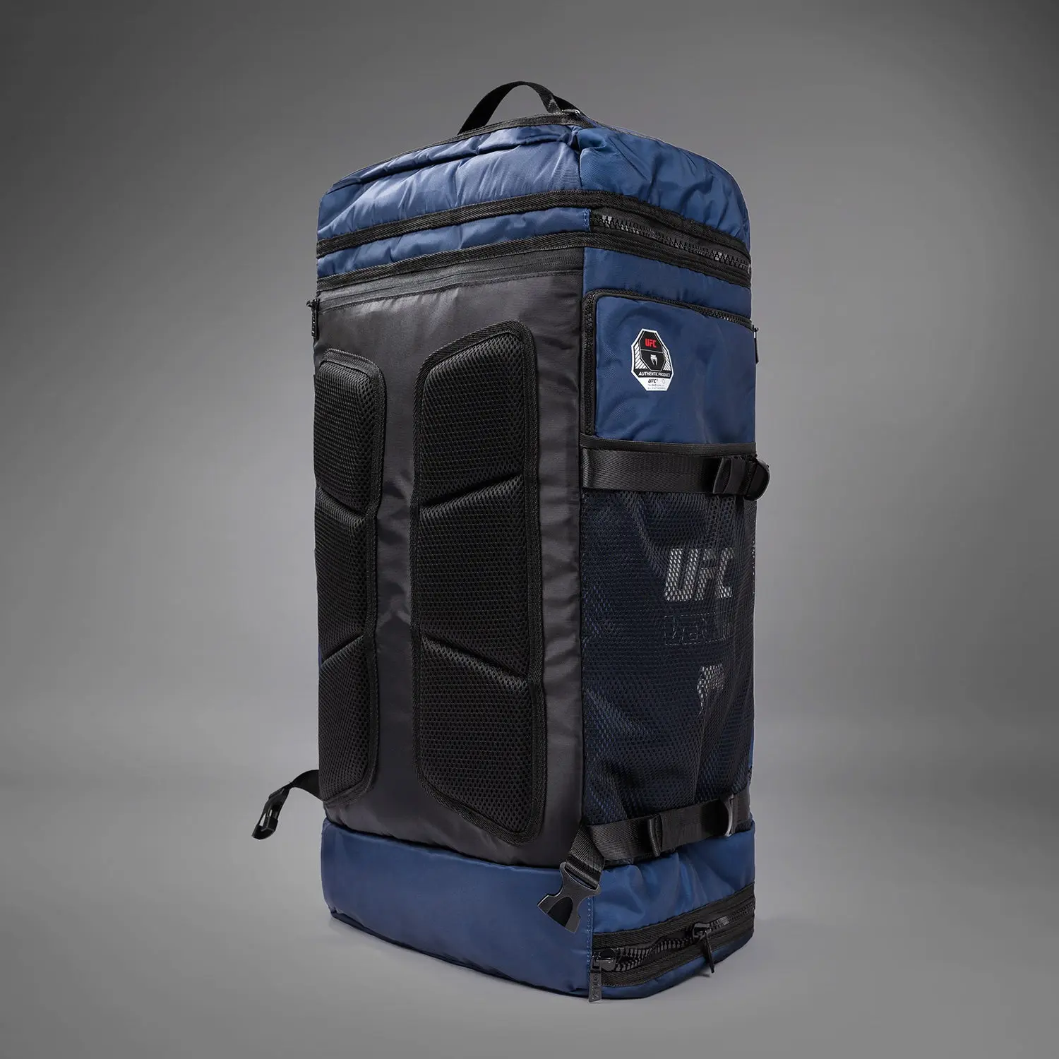 Venum UFC Fusion by Venum Fight Week Duffle Bag - Oceanic Blue, страничен изглед с подплатен гръб