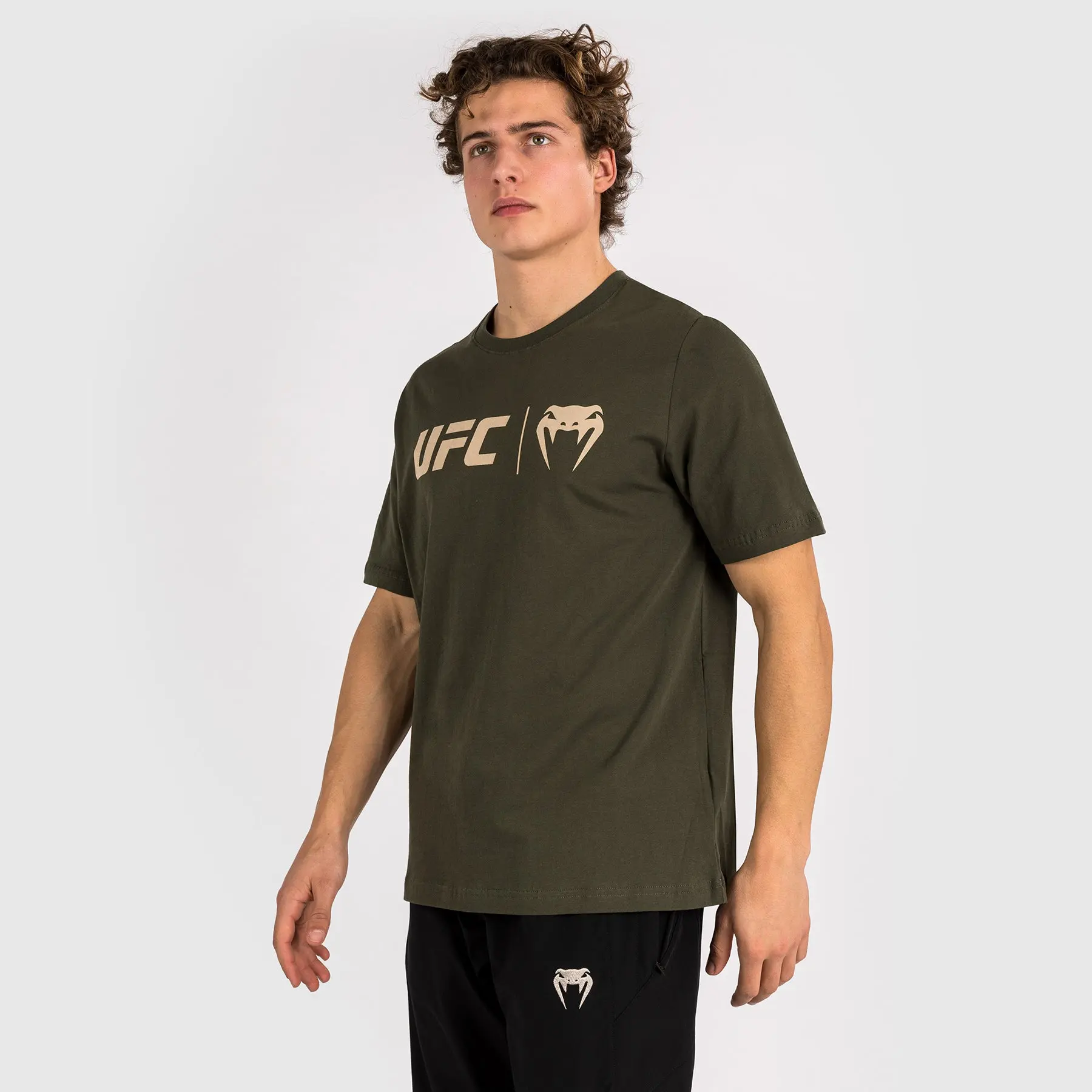 Venum Тениска Classic T-shirt Khaki със щампа UFC върху извит силует