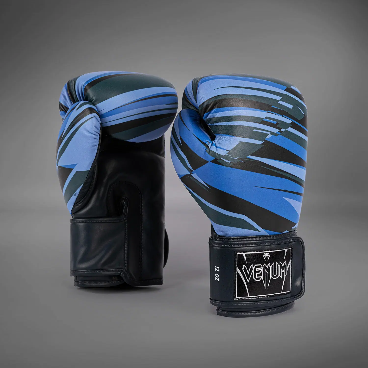 Venum Abyss Boxing Gloves - Shadow Blue, преден изглед