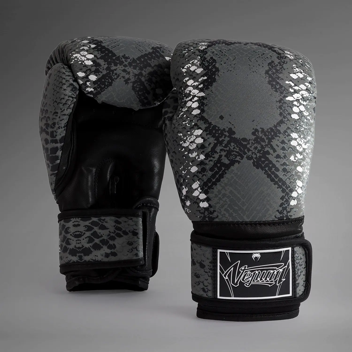 Venum Amazonia Boxing Gloves - Dark grey, преден изглед