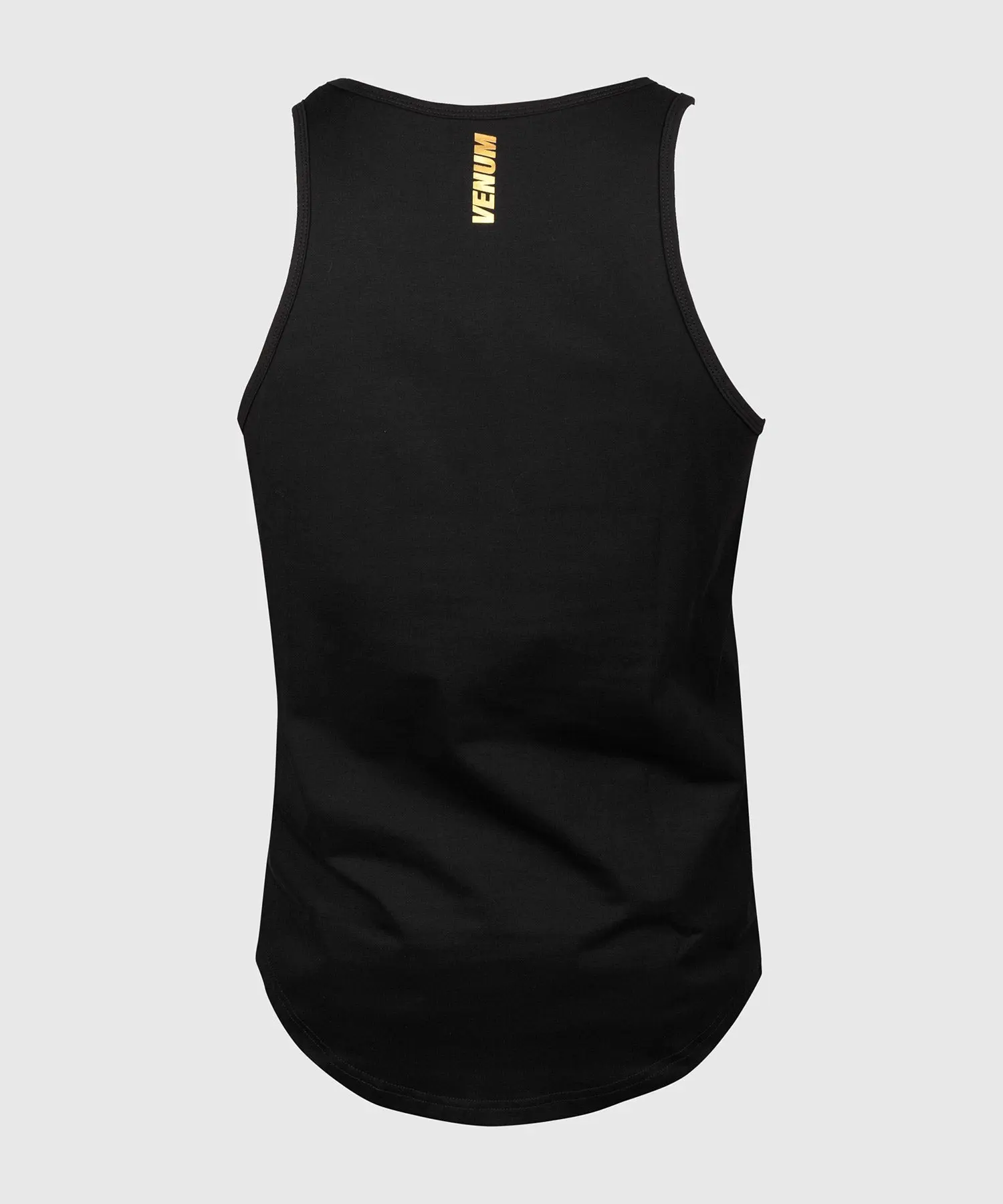 Заден изглед на черен Venum Boxing VT Tank Top с вертикално лого Venum в златист цвят