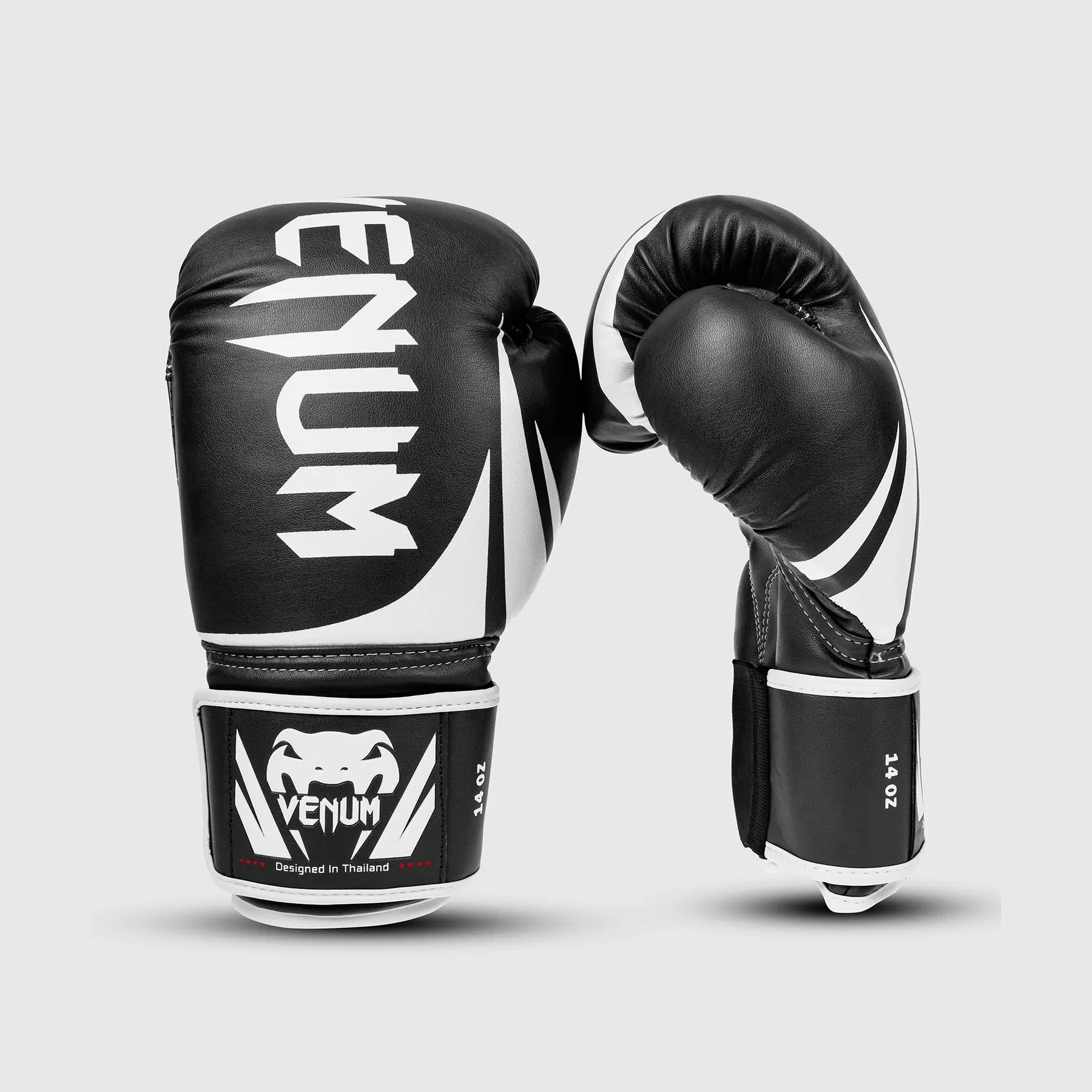 Venum Challenger 2.0 Boxing Gloves - Black/White преден изглед