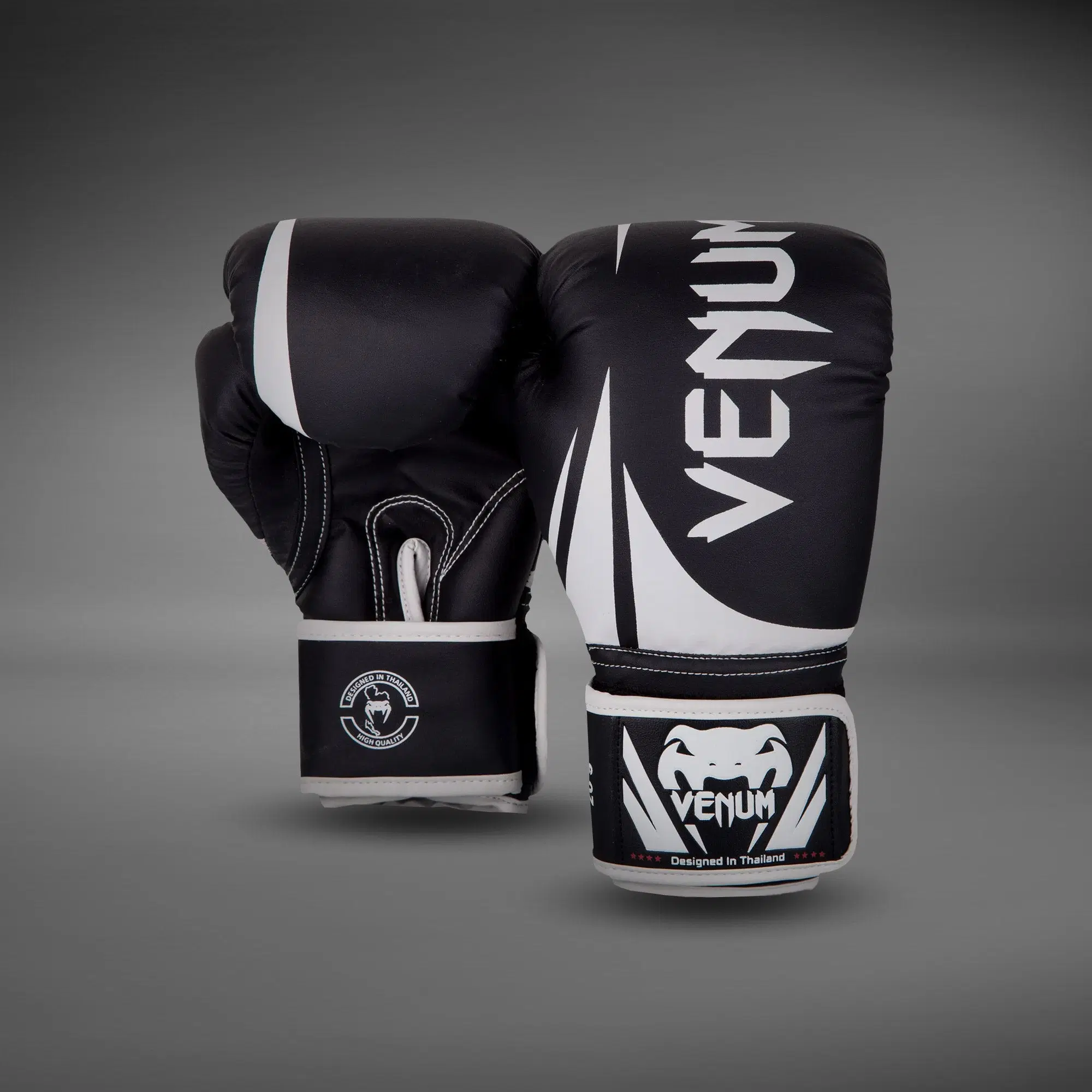 Venum Challenger 2.0 Kids Boxing Gloves - Black/White преден изглед