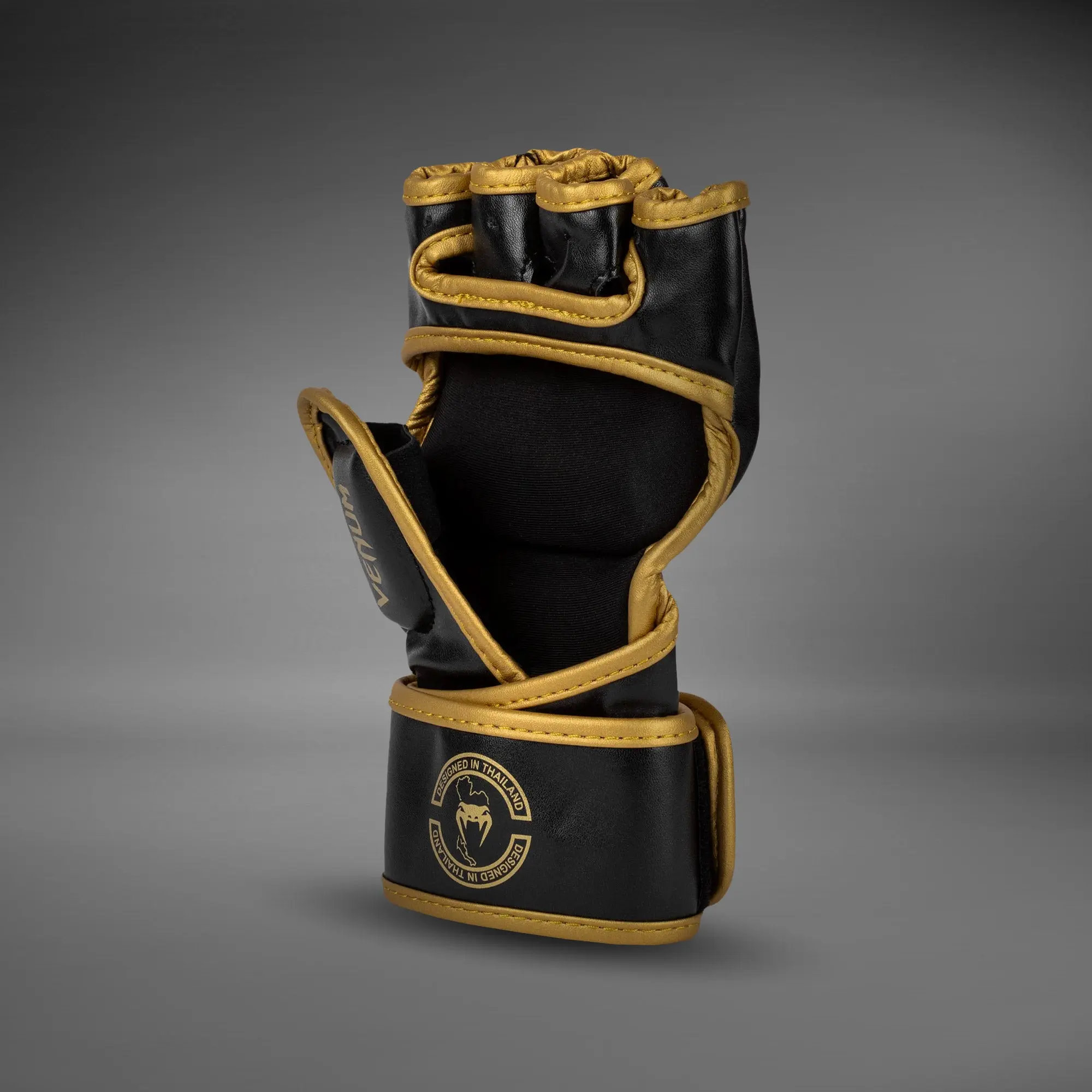 Venum ММА Ръкавици - Sparring Gloves Challenger 3.0 Black/Gold, страничен изглед 1