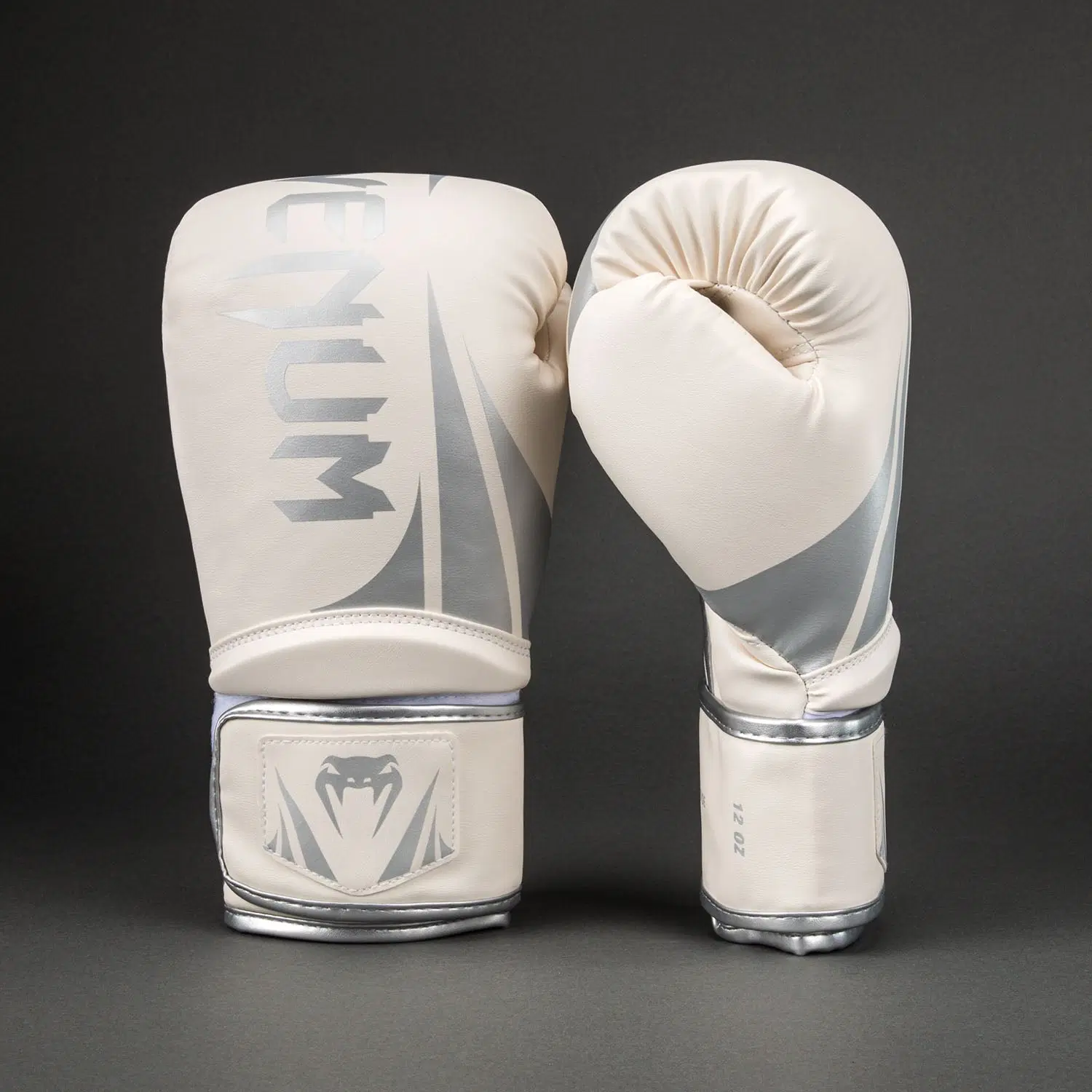Venum Challenger 2.5 Boxing Gloves – White/Silver преден изглед