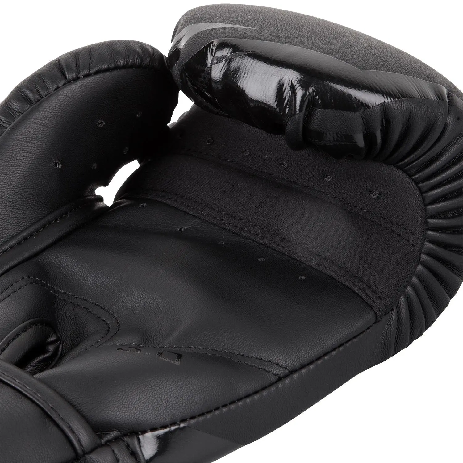 Venum Challenger 3.0 Boxing Gloves - Black, вътрешна част.