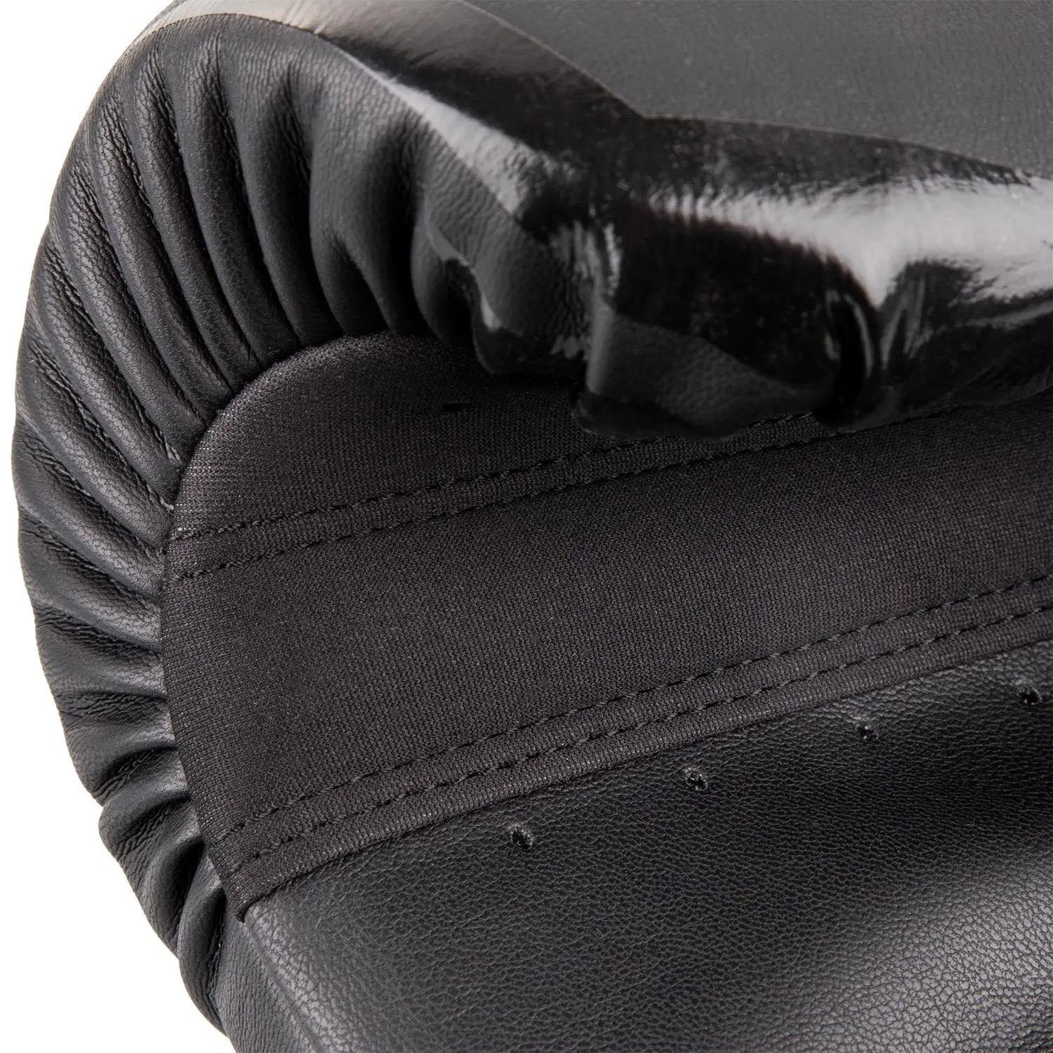 Venum Challenger 3.0 Boxing Gloves - Black, детайл от подплатата.