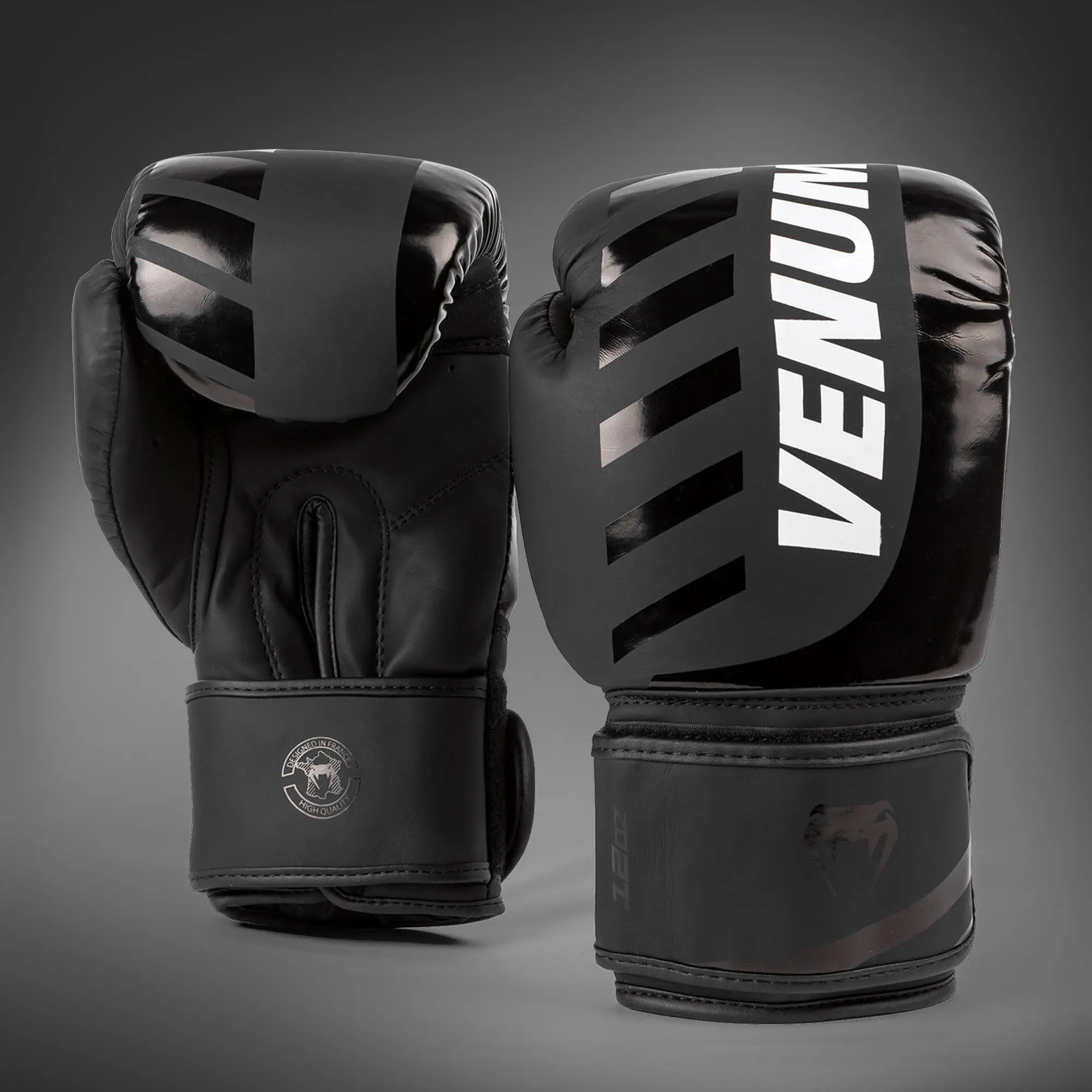 Venum Challenger 3.0 Shockwave Boxing Gloves - Black заден изглед