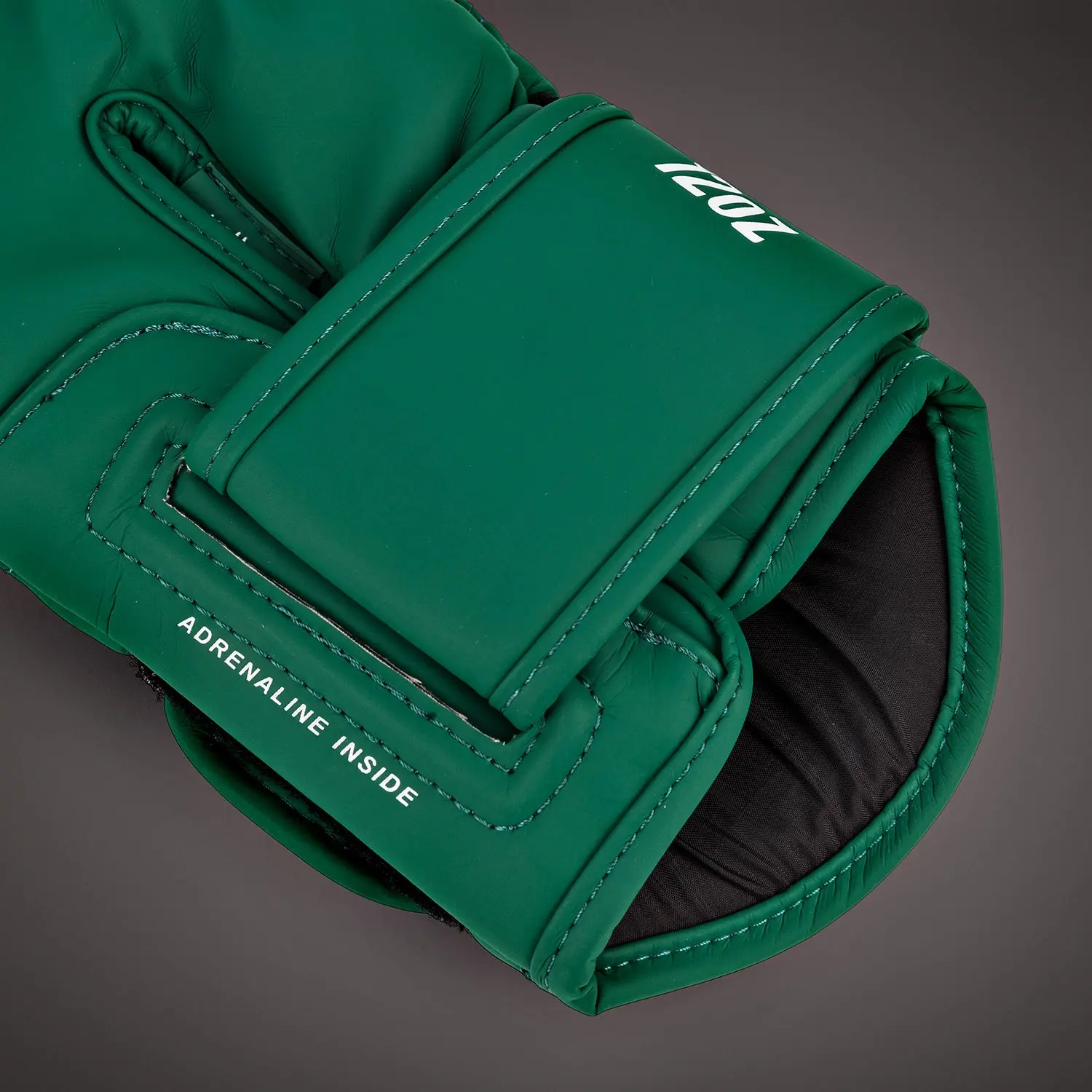 Venum Challenger 4.0 Boxing Gloves - Army Green, предпазна лента