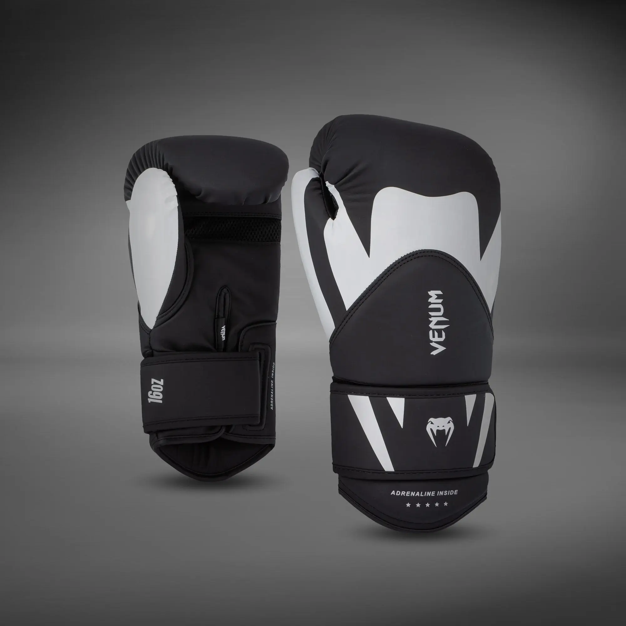 Venum Challenger 4.0 Boxing Gloves - Black/White, изглед отгоре