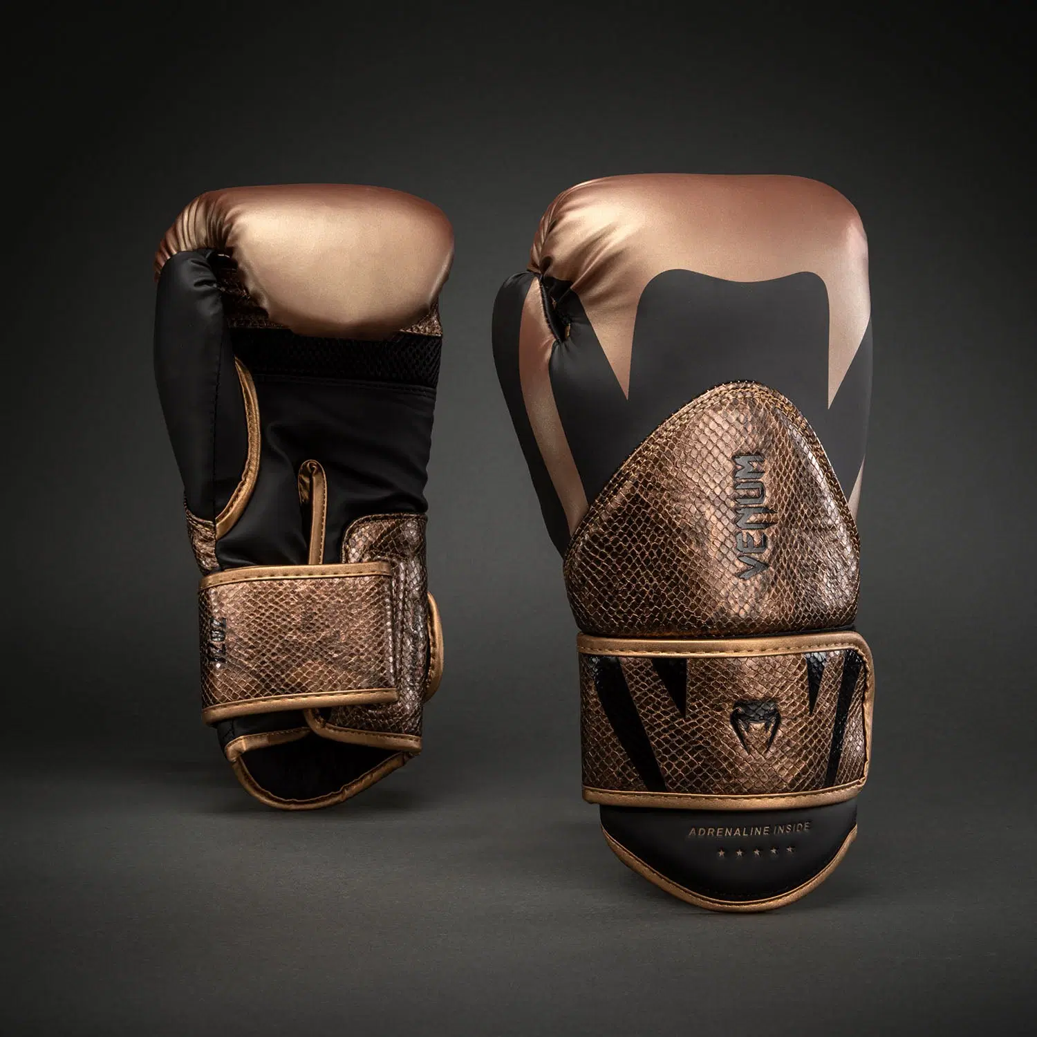 Venum Challenger 4.0 Scales Boxing Gloves - Brown/Black преден изглед