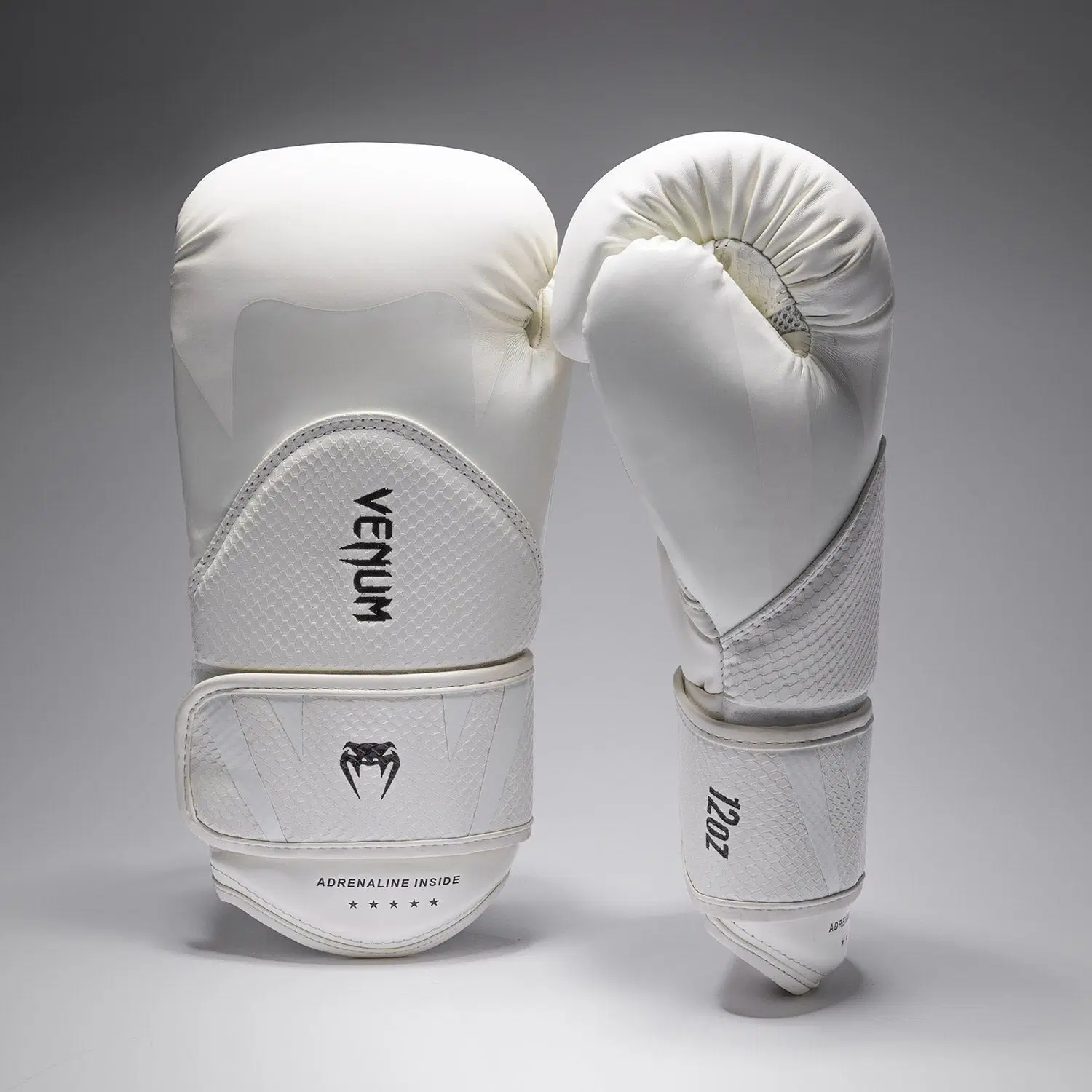 Venum Challenger 4.0 Scales Boxing Gloves - Ivory преден изглед