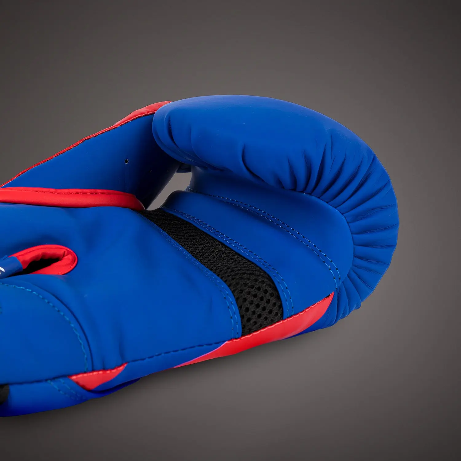 Venum Challenger 4.0 Boxing Gloves - Royal Blue, детайл отстрани