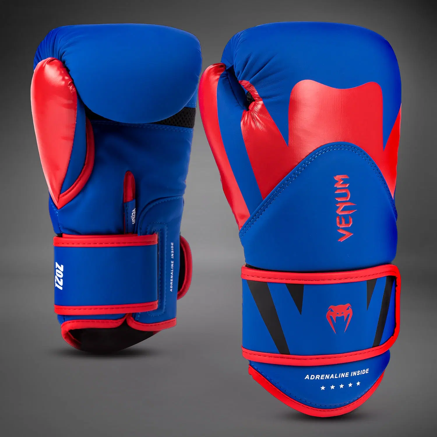 Venum Challenger 4.0 Boxing Gloves - Royal Blue, преден изглед