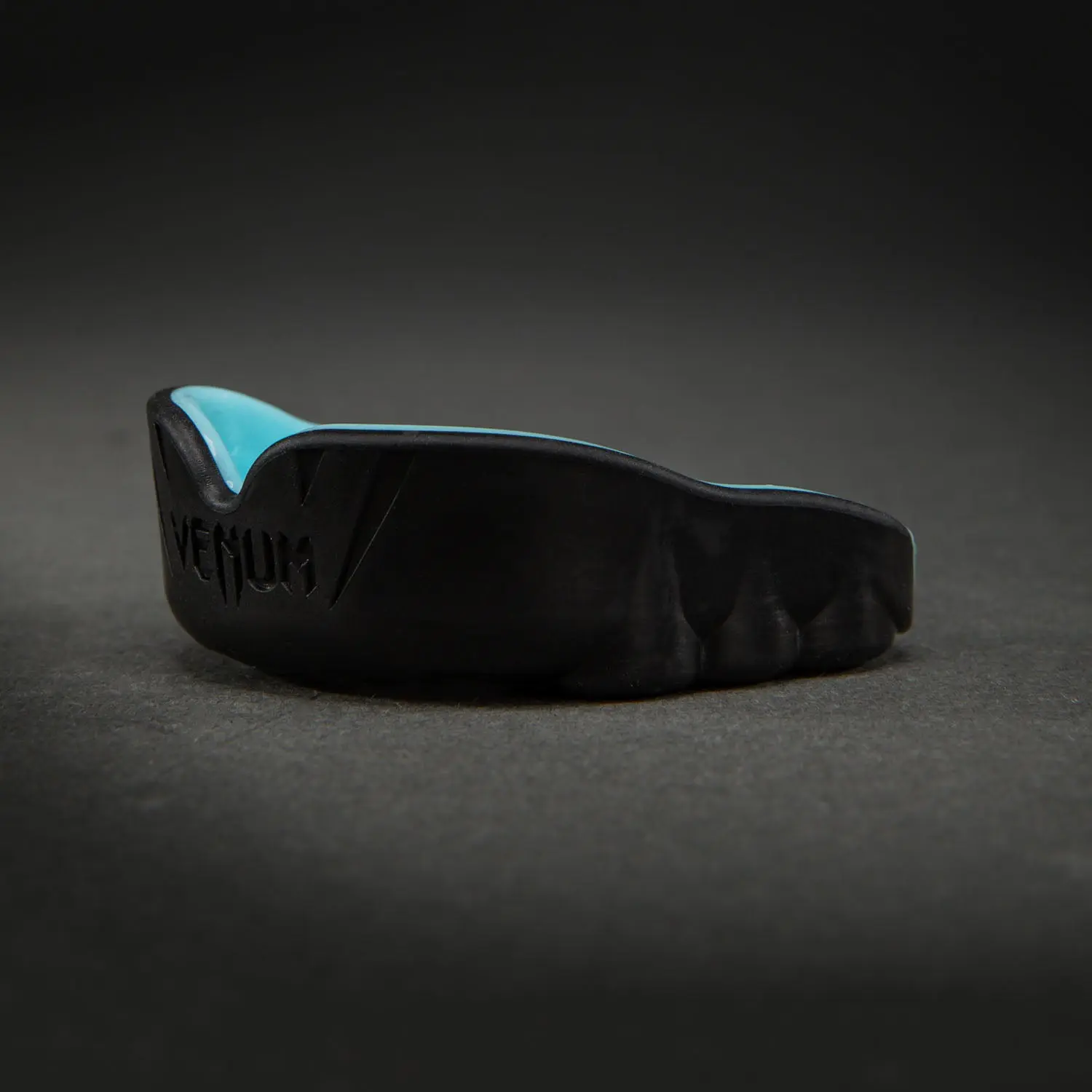Протектор за уста - Venum Challenger Mouthguard - Turquoise/Black, отстранен десен изглед