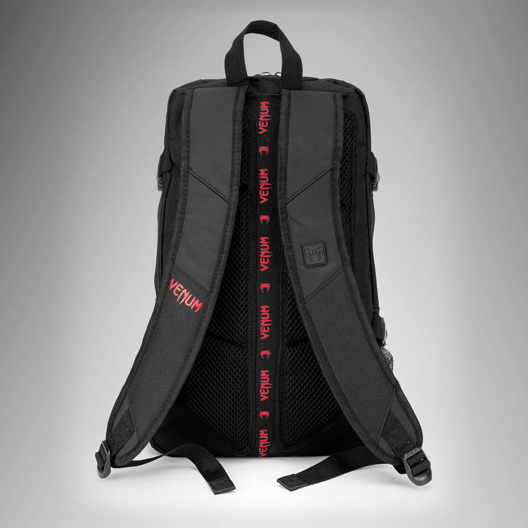 Venum Challenger Pro Evo BackPack (20-25L) - Black/Red, заден изглед