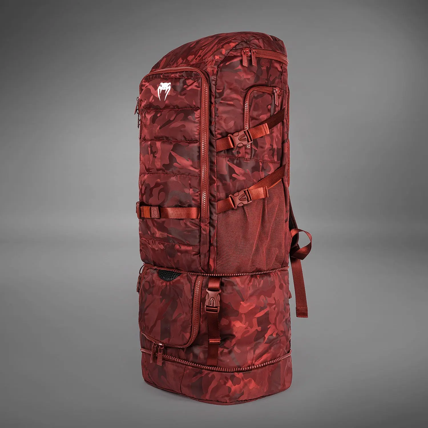 Venum Challenger Xtrem BackPack (50-63L) - Camo/Burgundy странична и предна част