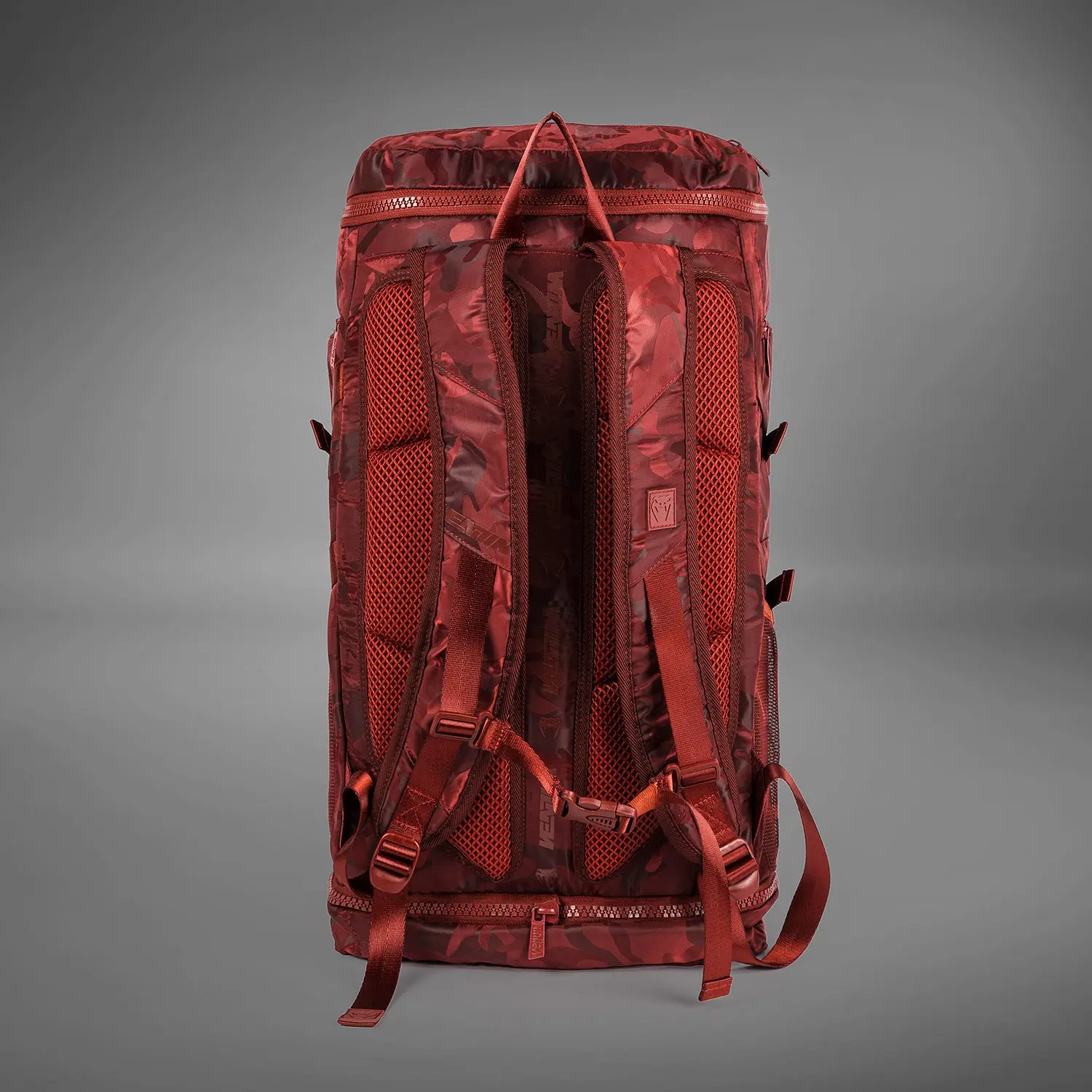 Venum Challenger Xtrem BackPack (50-63L) - Camo/Burgundy заден изглед