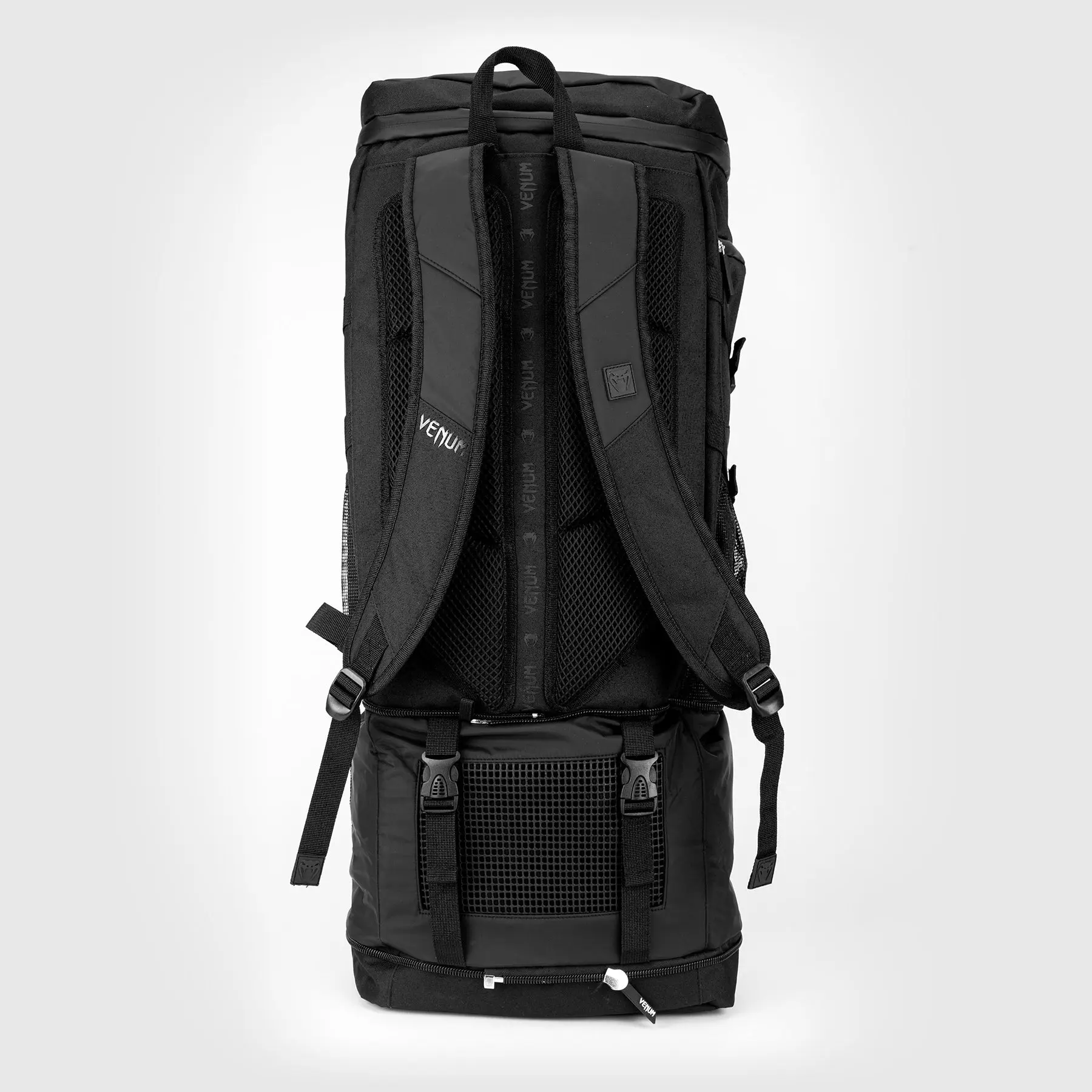 Venum Challenger Xtrem Evo BackPack (50-63L) заден изглед