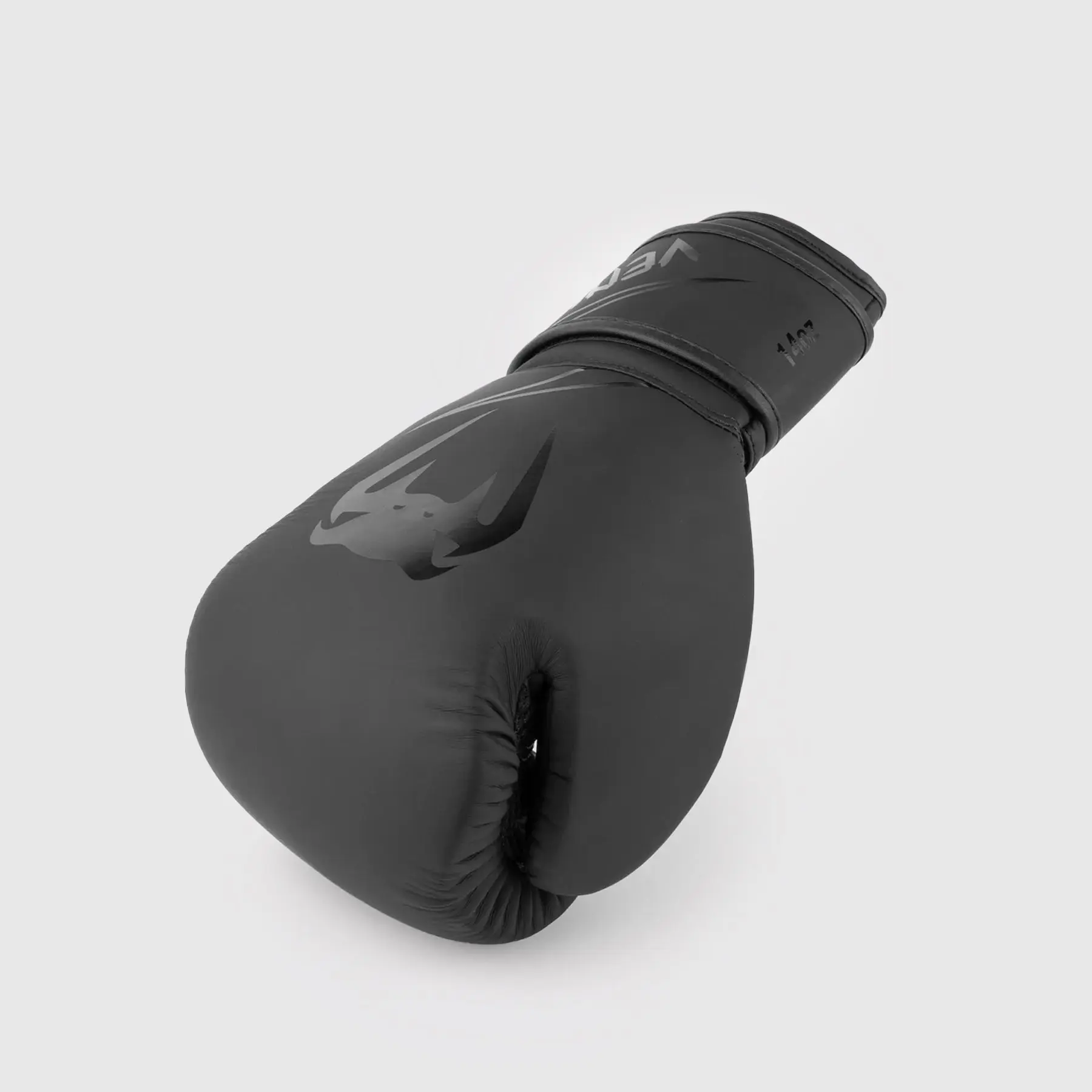 Venum Classic Boxing Gloves - Black/Black - WLMT Edition отстрани