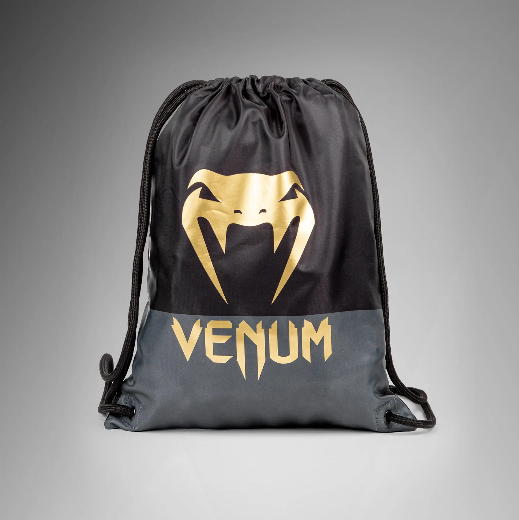 Venum Classic Drawstring Bag (20-25L) - Black/Gold, преден план